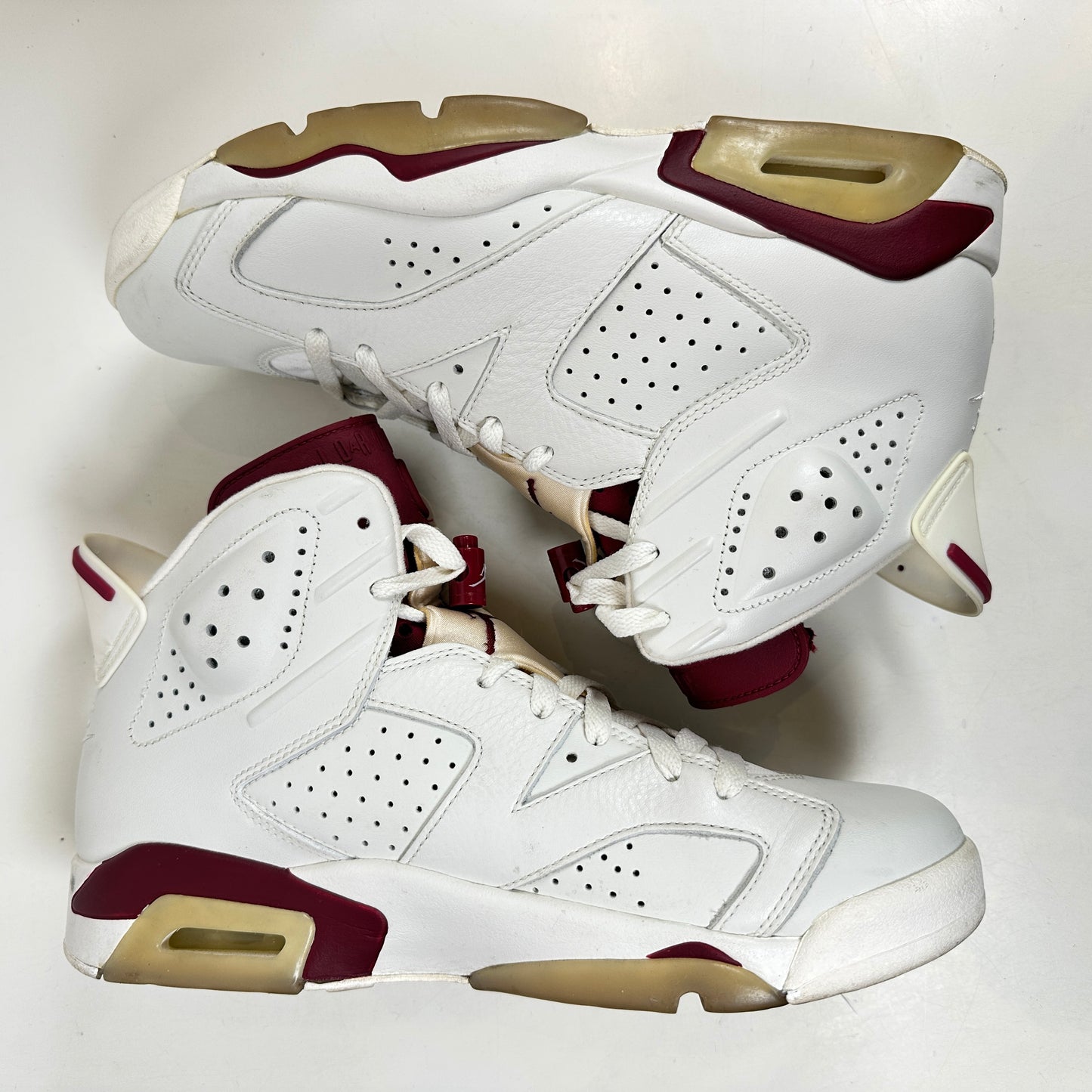 384664 116 Jordan 6 Granate