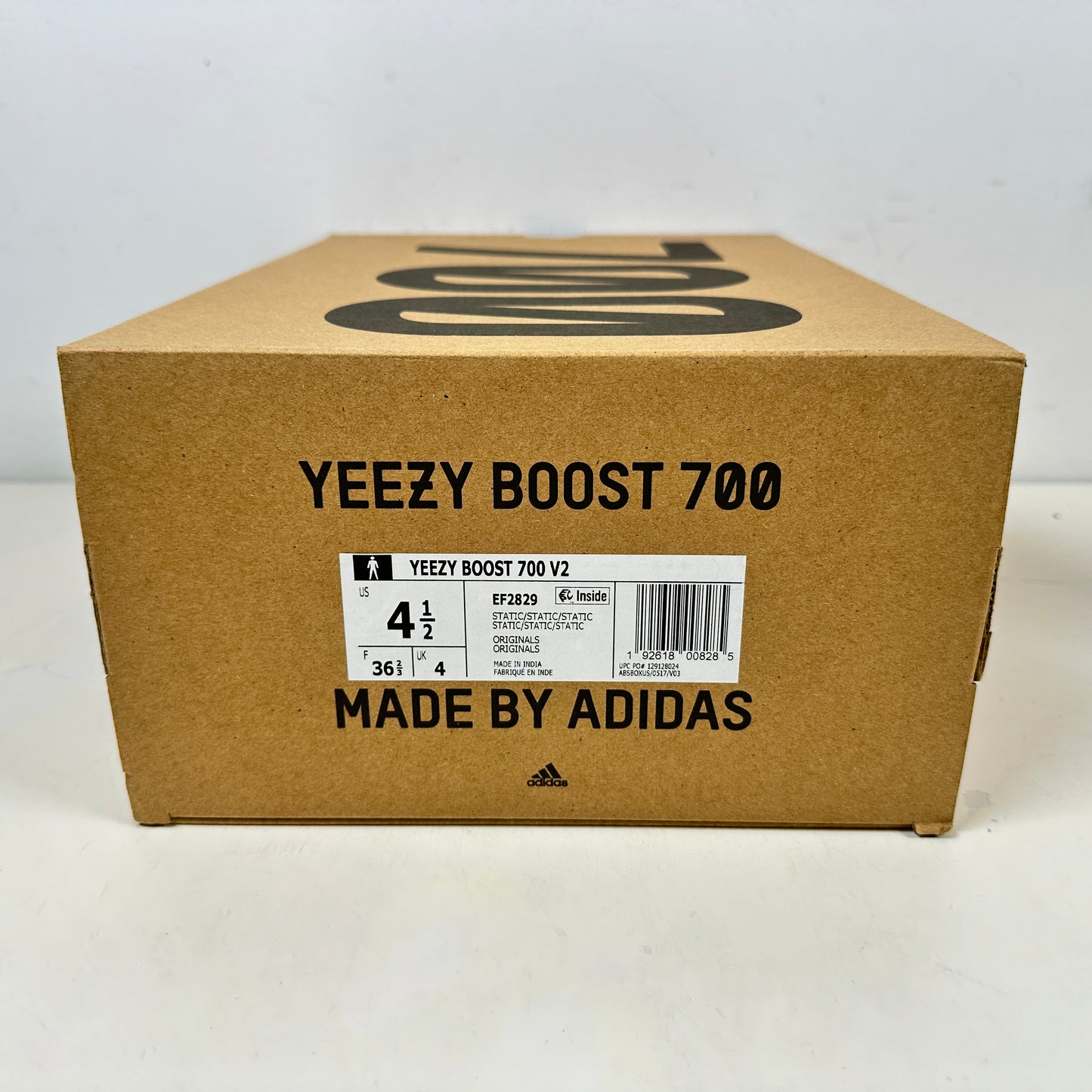 EF2829 Yeezy 700 Static [USED] - 4.5 M (Used)