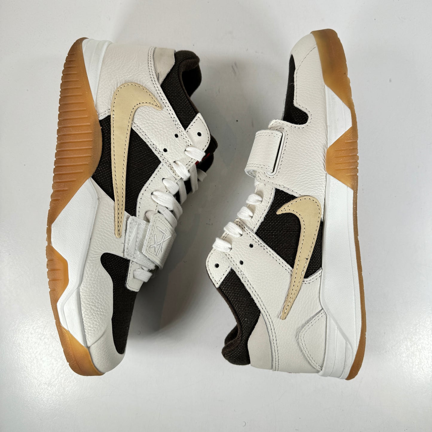 FZ8117 100 Jordan Jumpman Jack TR Travis Scott Sail Promo Sample [USED] - 9 M (Used)