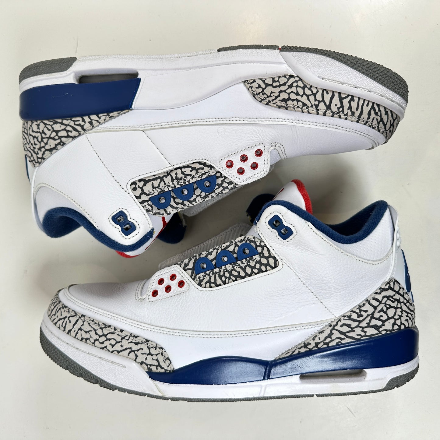 854262 106 Jordan 3 Retro True Blue (2016) [USED] - 12 M (Used)