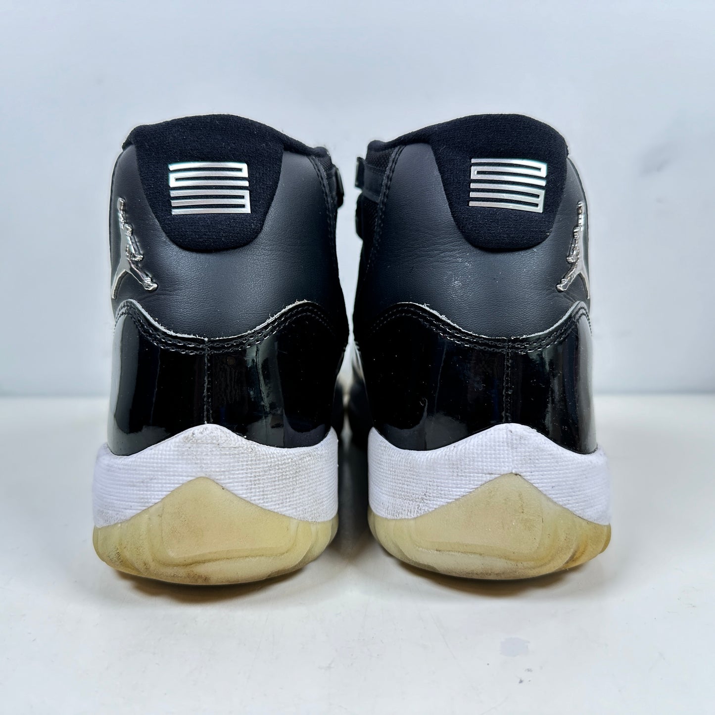 CT8012 011 Jordan 11 Jubilee [USED] - 8.5 M (Used)