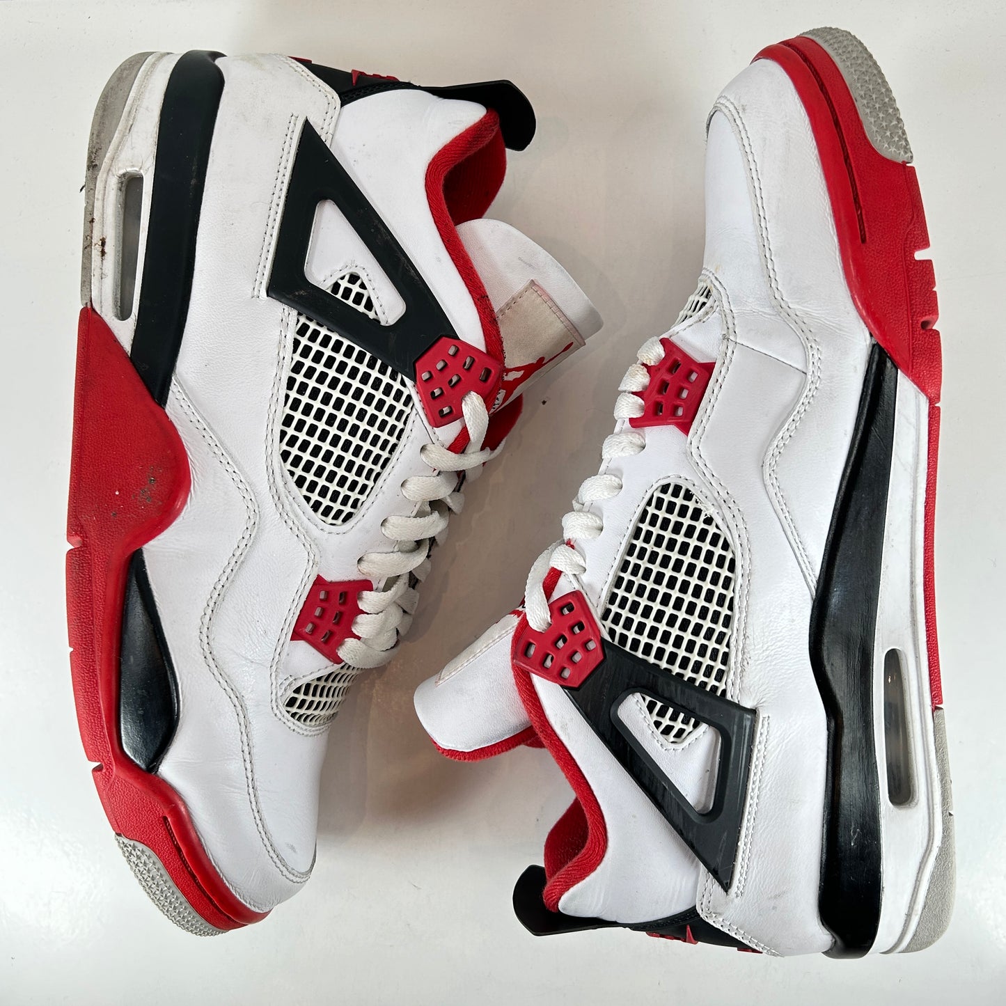 DC7770 160 Jordan 4 Retro Fire Red (2020) [USED] - 11 M (Used)