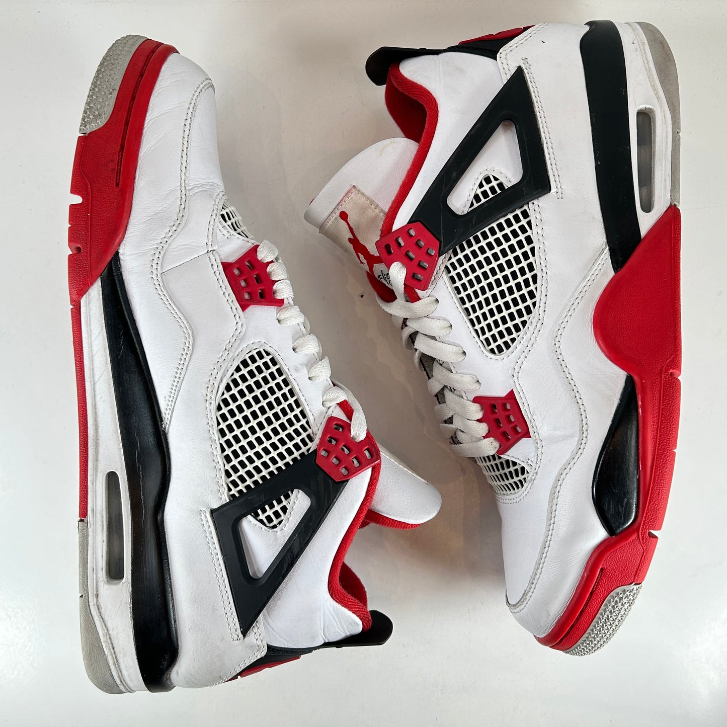 DC7770 160 Jordan 4 Retro Fire Red (2020) [USED] - 11 M (Used)