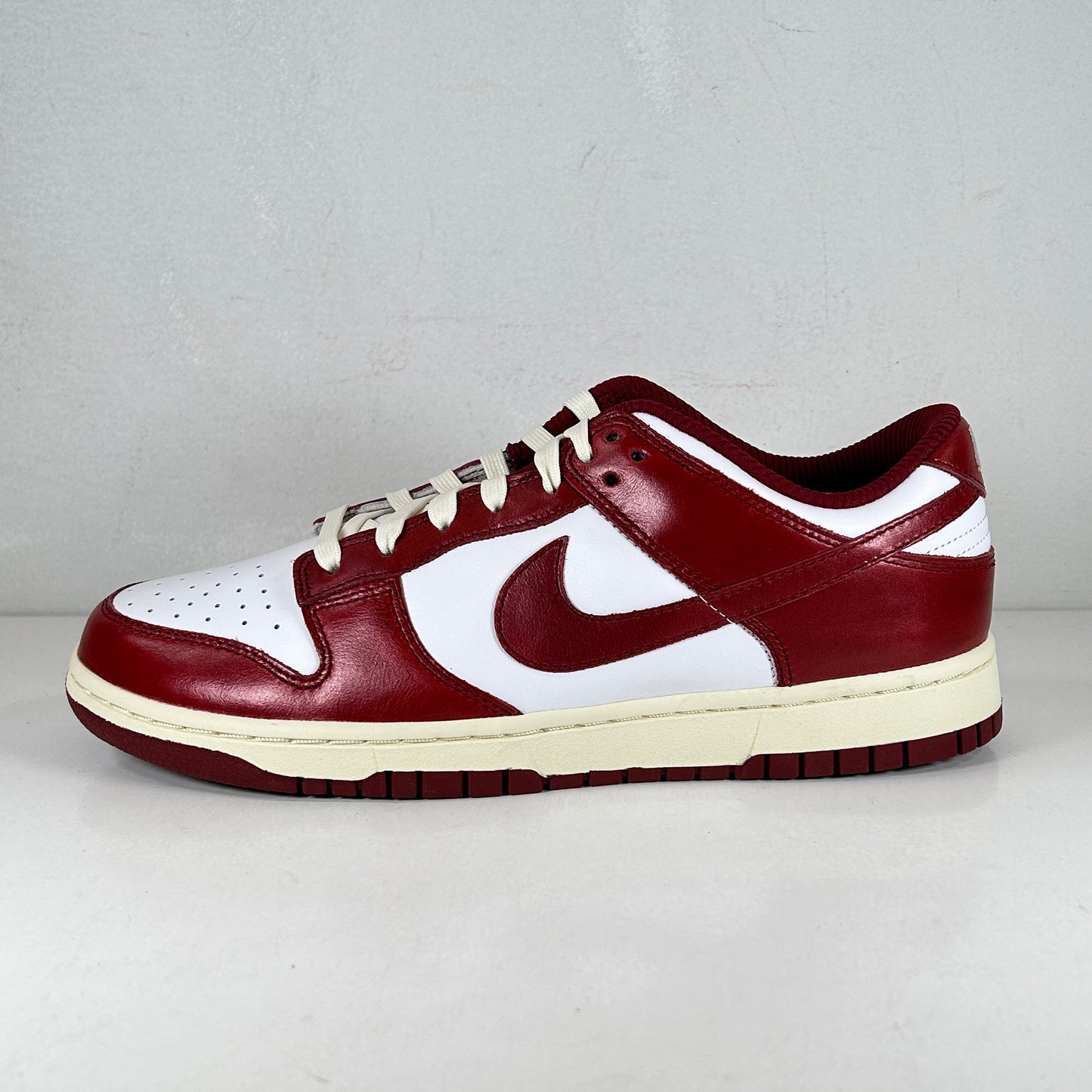 FJ4555 100 Nike Dunk Low PRM Vintage Team Red (Women's) [USED] - 10.5 W (Used)