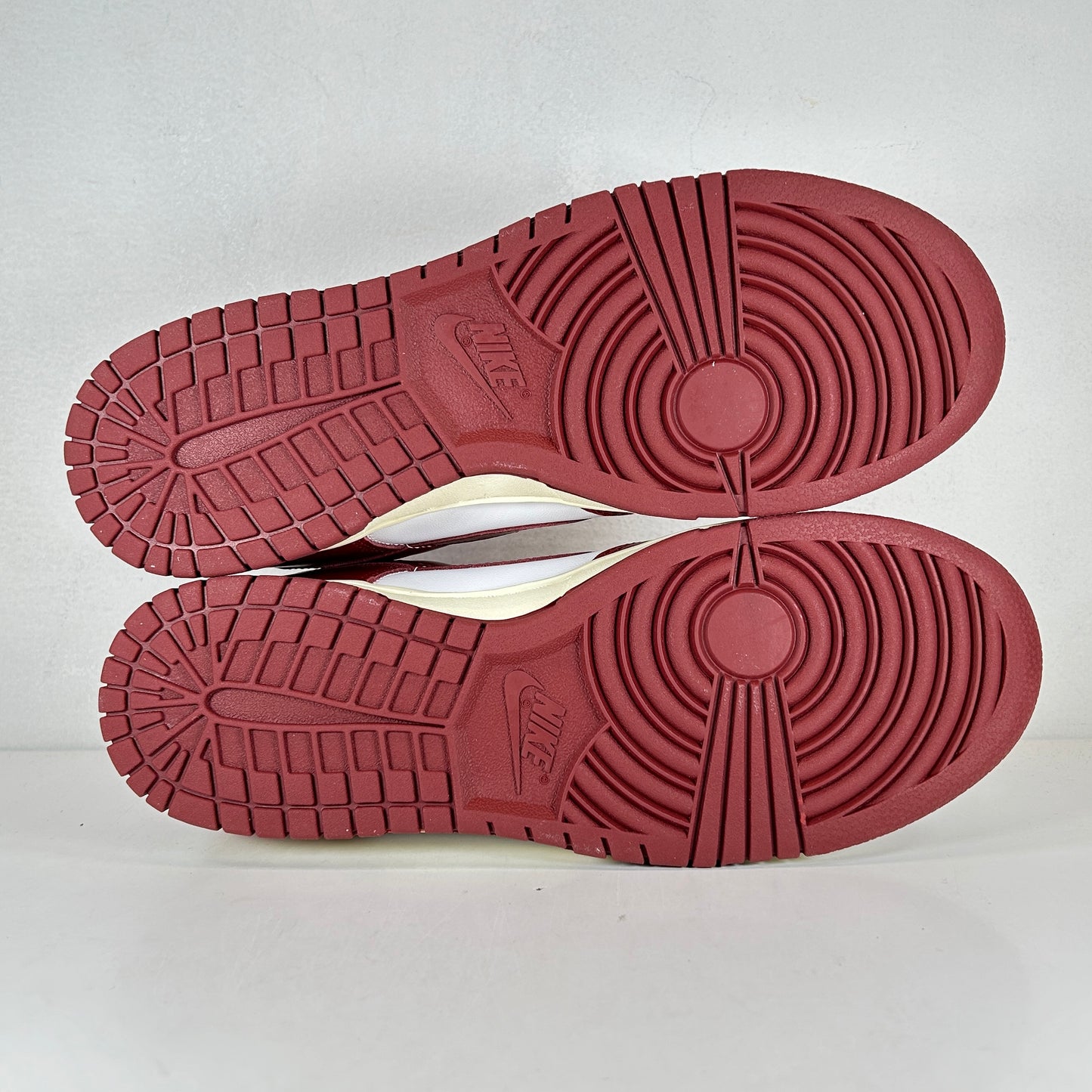 FJ4555 100 Nike Dunk Low PRM Vintage Team Red (Women's) [USED] - 10.5 W (Used)
