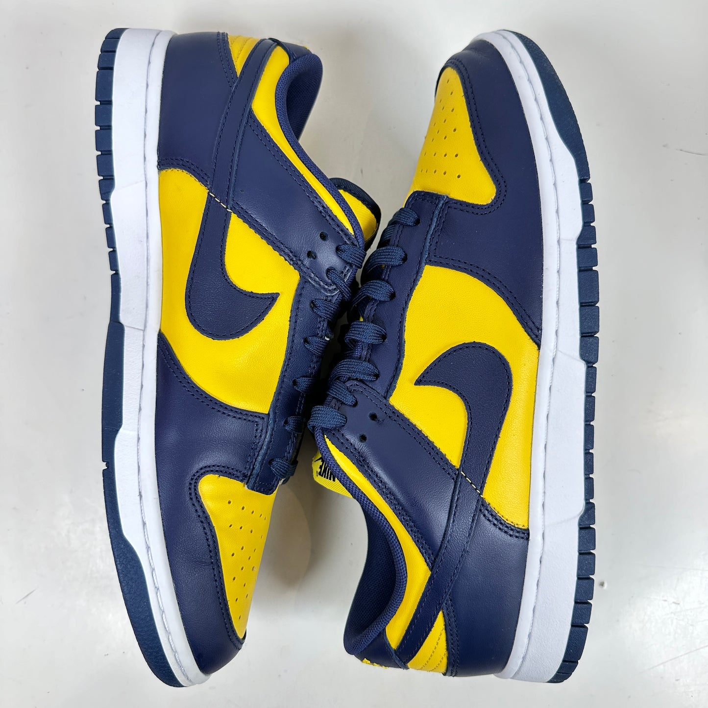 DD1391 700 Nike Dunk Low Michigan [USED] - 11 M (Used2)