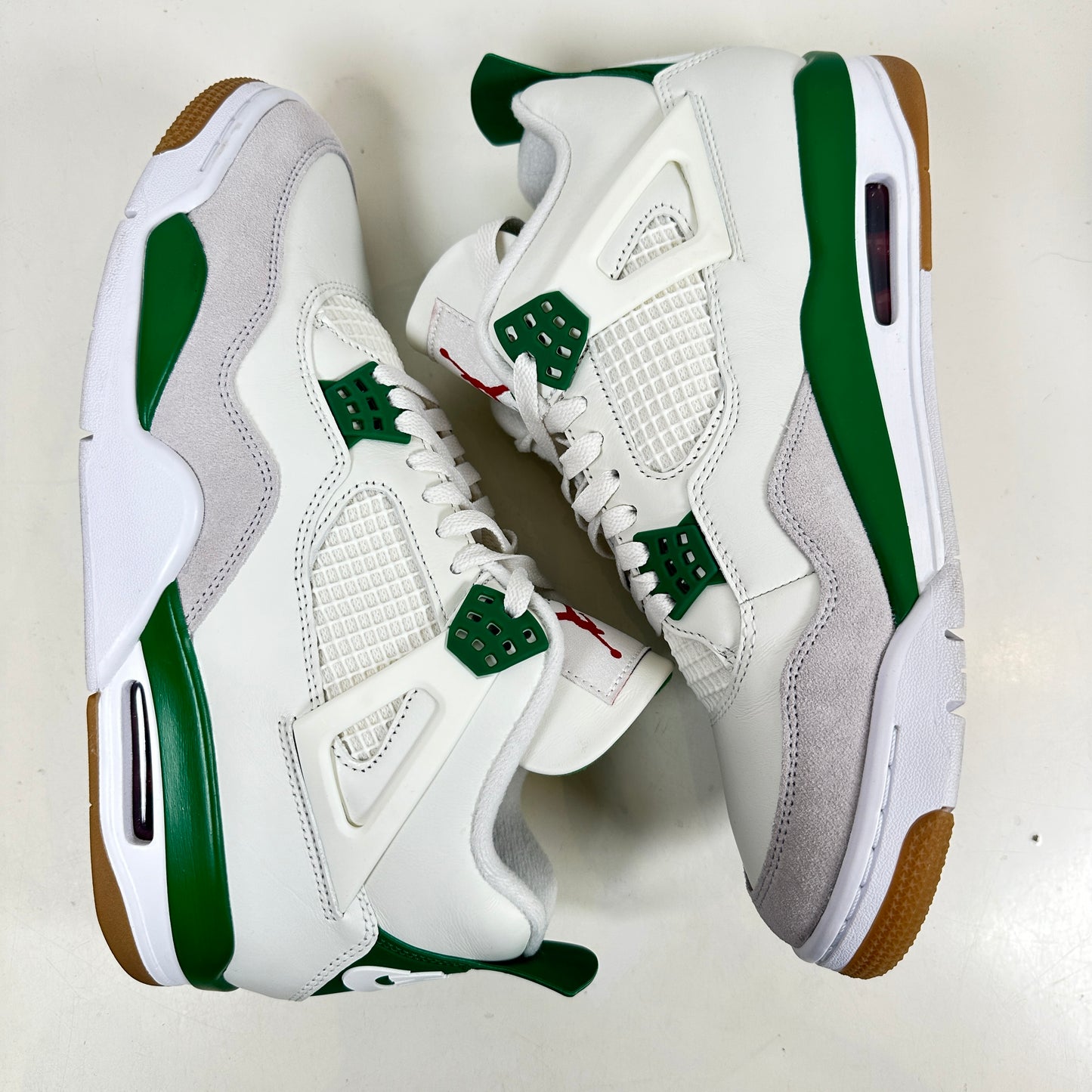 DR5415 103 Jordan 4 Retro SB Pine Green [USED] - 11 M (VNDS)