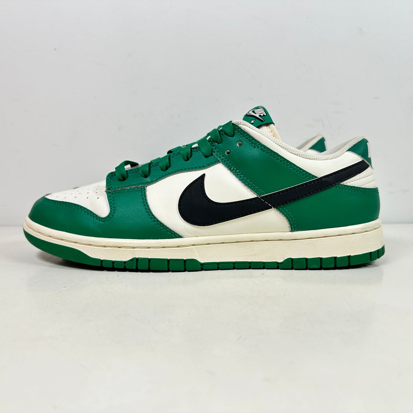 DR9654 100 Nike Dunk Low SE Lottery Pack Malachite Green [USED] - 11.5 M (Used)