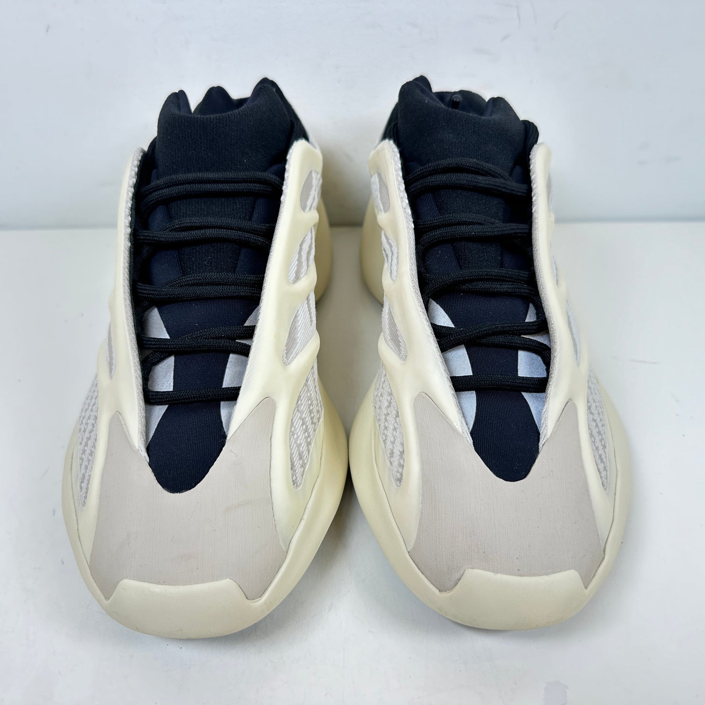 FW4980 adidas Yeezy 700 V3 Azael [USED] - 9 M (Used)