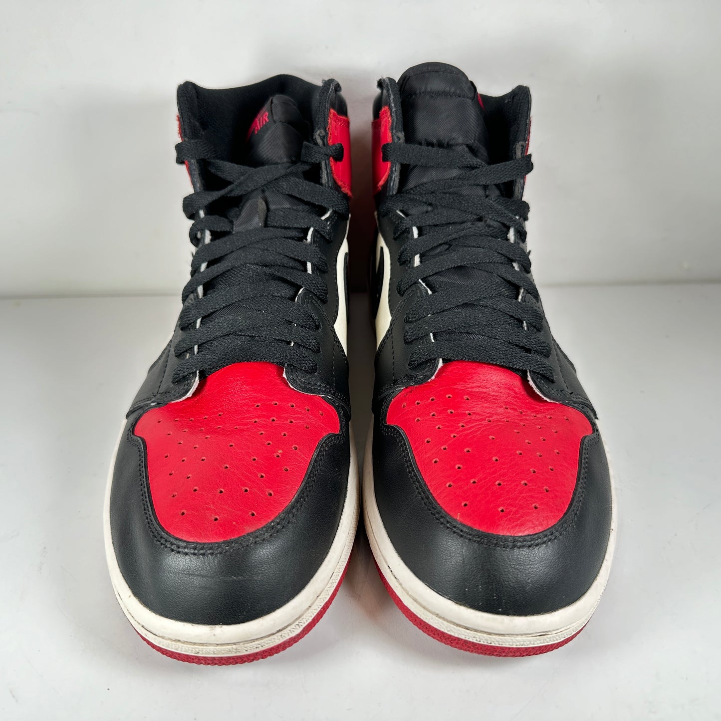 555088 610 Jordan 1 Bred Toe [USED] - 13 M (Used)