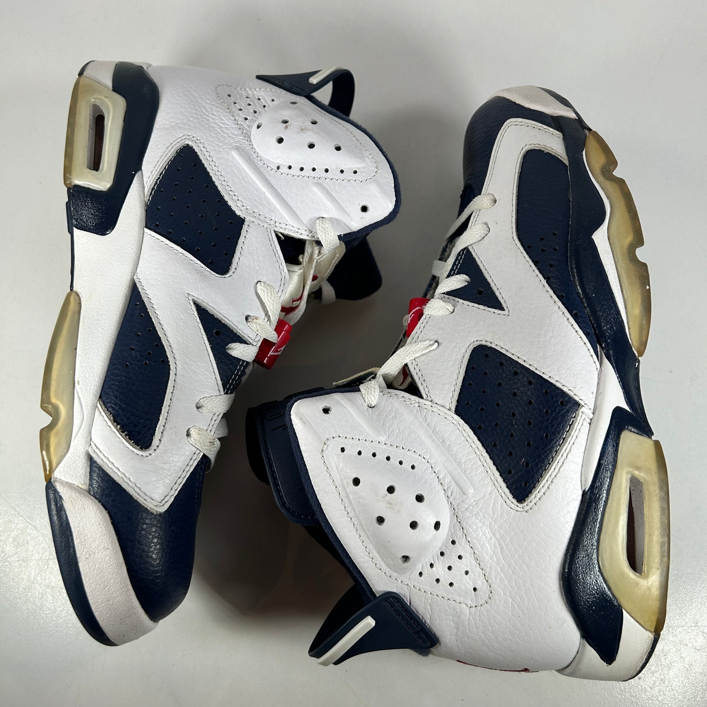 384664 130 Jordan 6 Retro Olympic London (2012) [USED] - 9.5 M (Used)