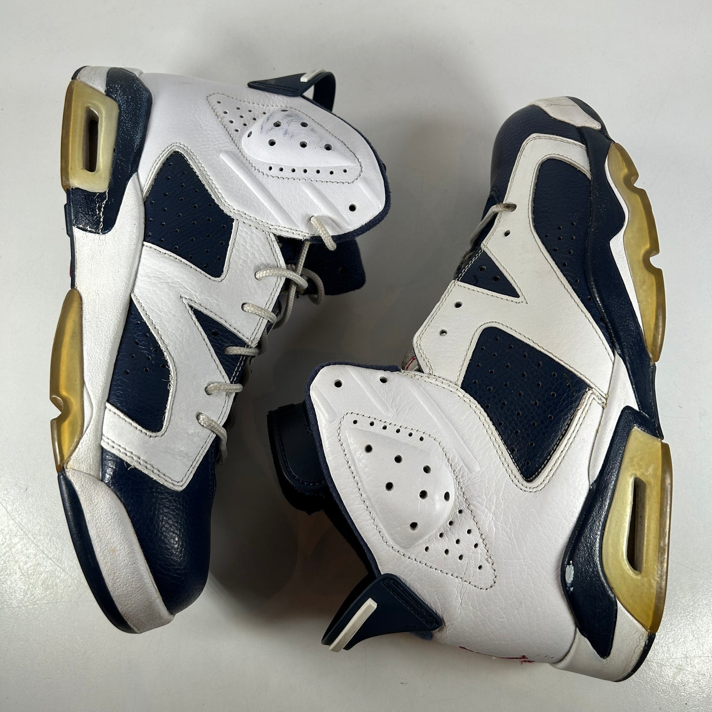 384664 130 Jordan 6 Retro Olympic London (2012) [USED] - 10.5 M (Used)