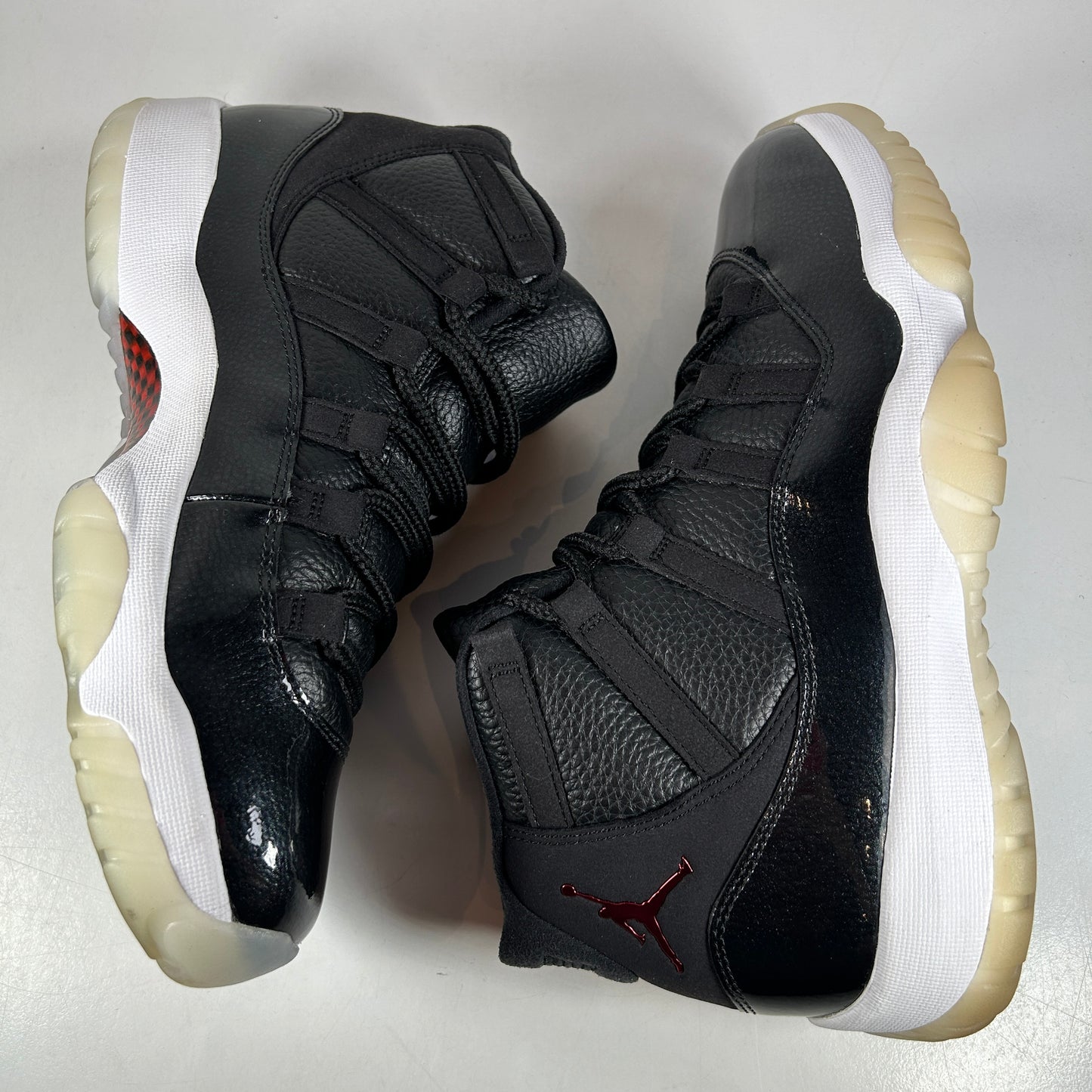 378037 002 Jordan 11 Retro 72-10 [USED] - 9.5 M (Used)