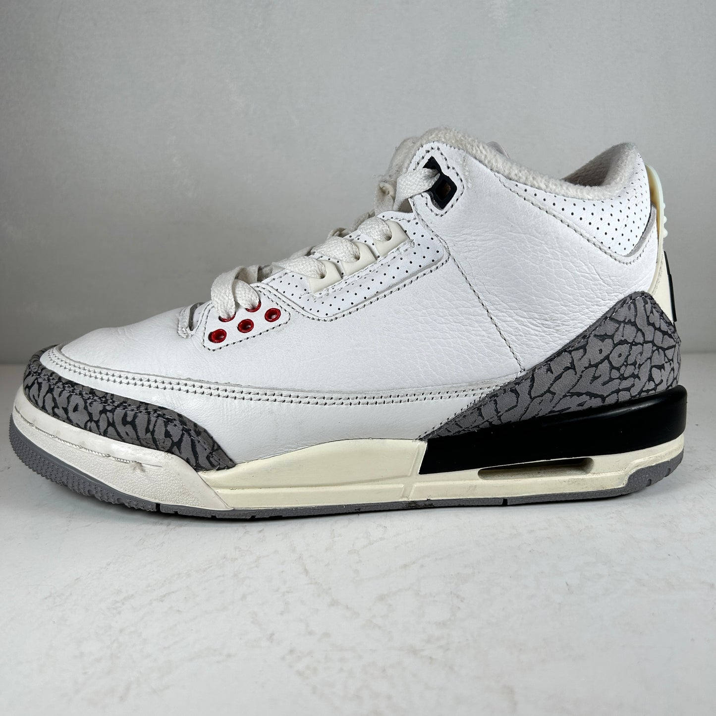 DM0967 100 Jordan 3 Retro White Cement Reimagined (GS) [USED] - 7 Y (Used2)