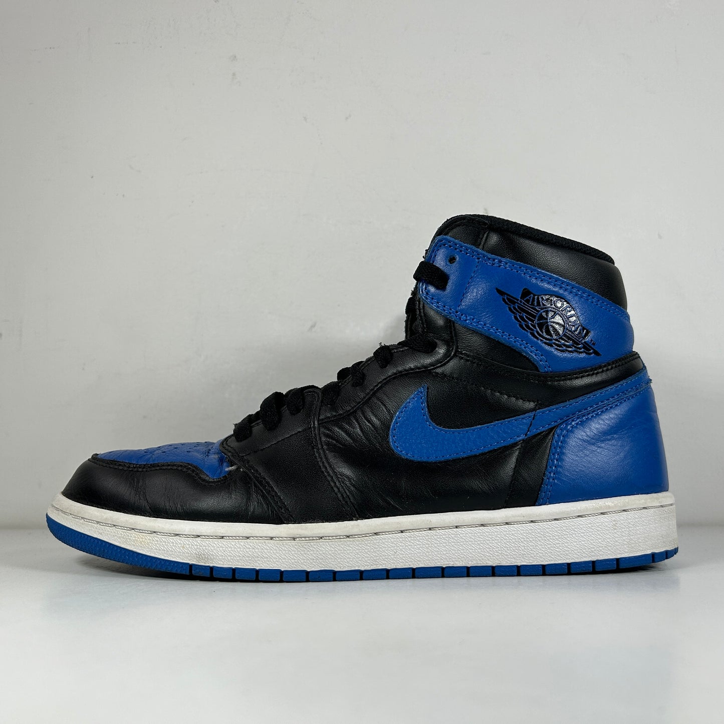 555088 007 Jordan 1 Royal (2017) [USED] - 9.5 M (Used)