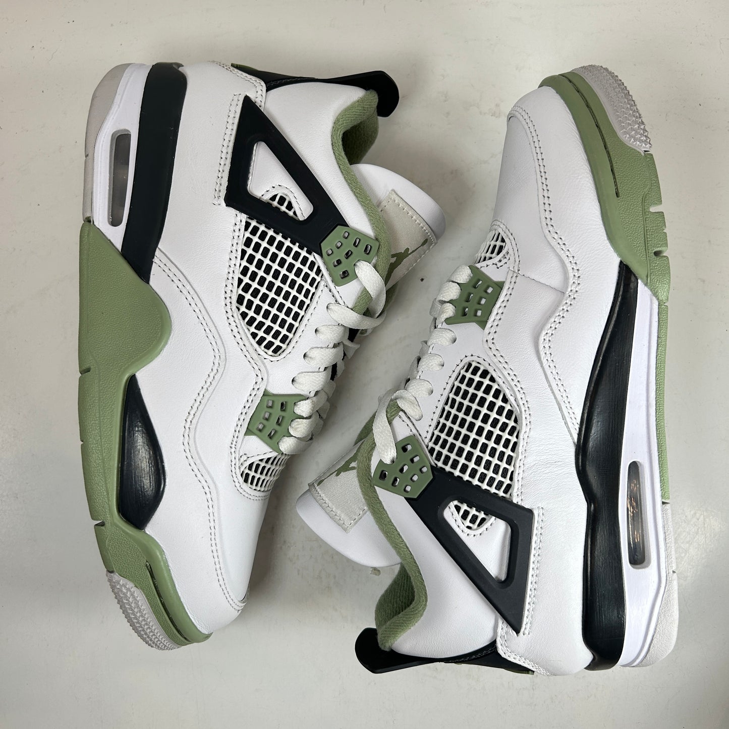 AQ9129 103 Jordan 4 Retro Seafoam (W) [USED] - 7 W (Used)