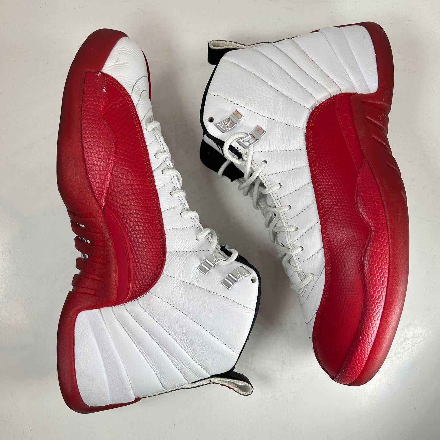 CT8013 116 Jordan 12 Retro Cherry (2023) [USED] - 9.5 M (Used) (No Box)