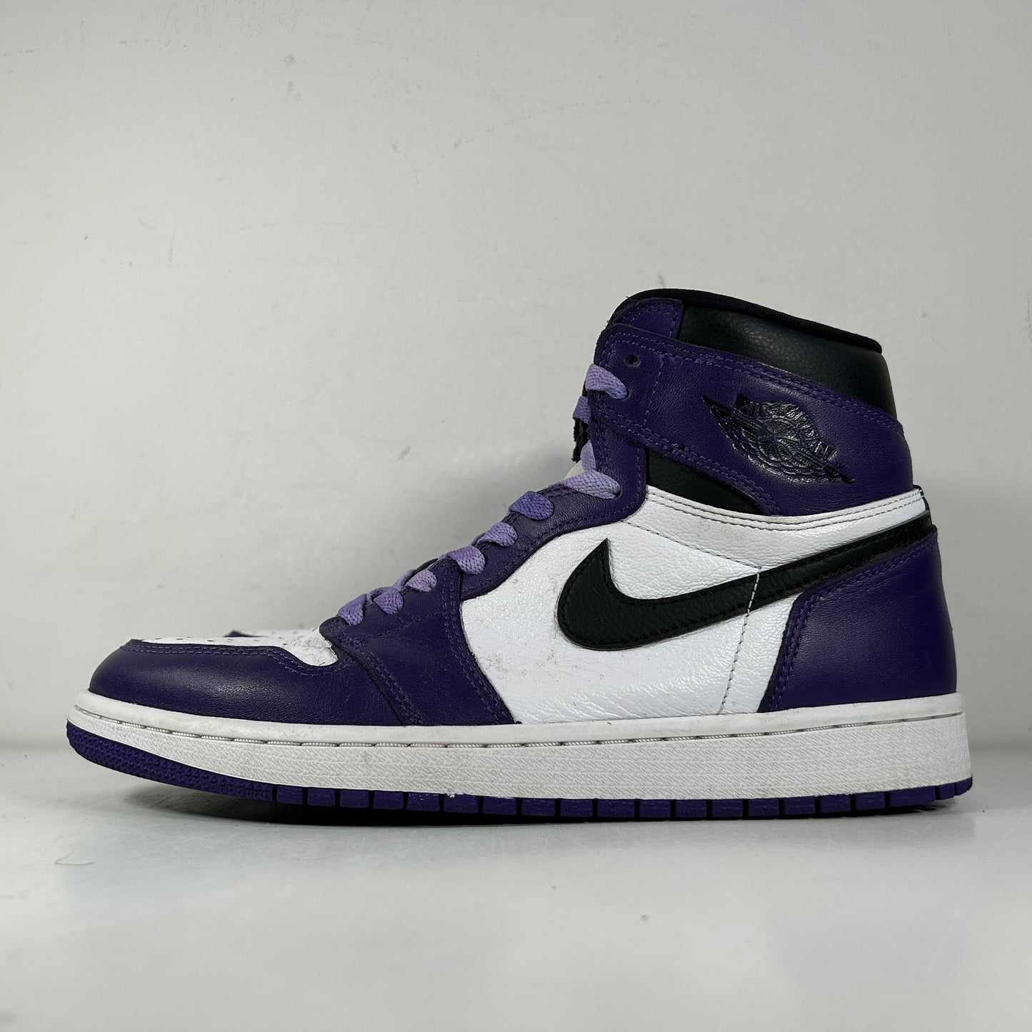 555088 500 Jordan 1 Court Purple [USED] - 8.5 M (Used)