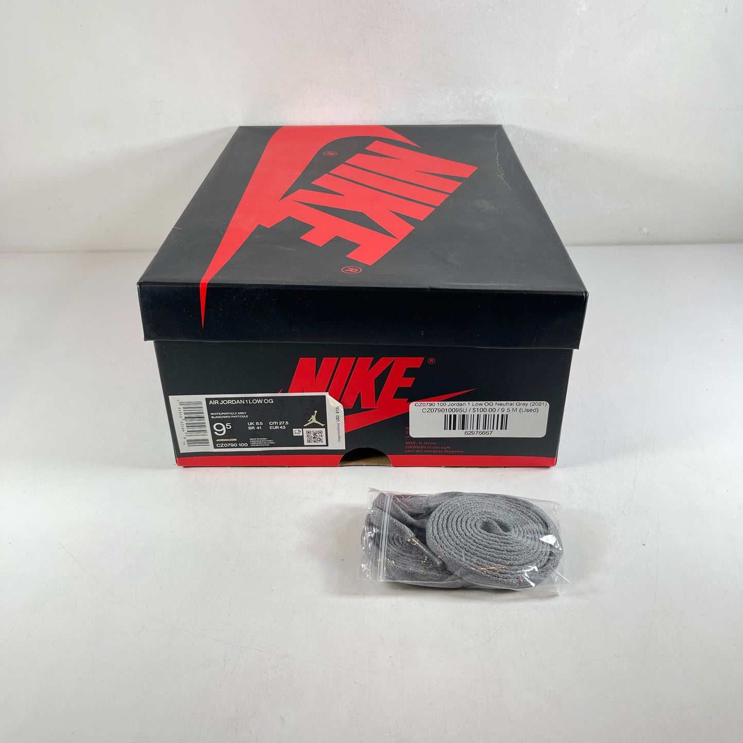 CZ0790 100 Jordan 1 Low OG Neutral Grey (2021) [USED] - 9.5 M (Used)