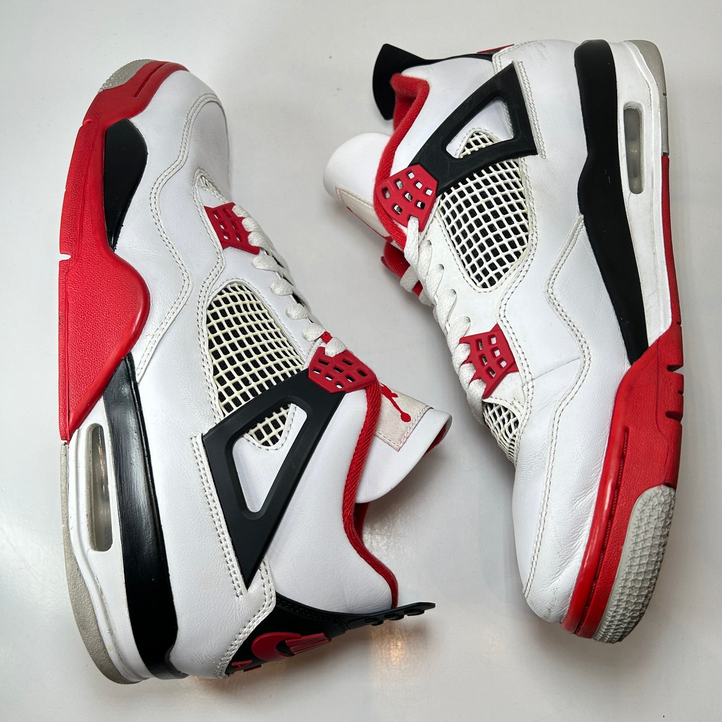 DC7770 160 Jordan 4 Retro Rojo Fuego (2020)