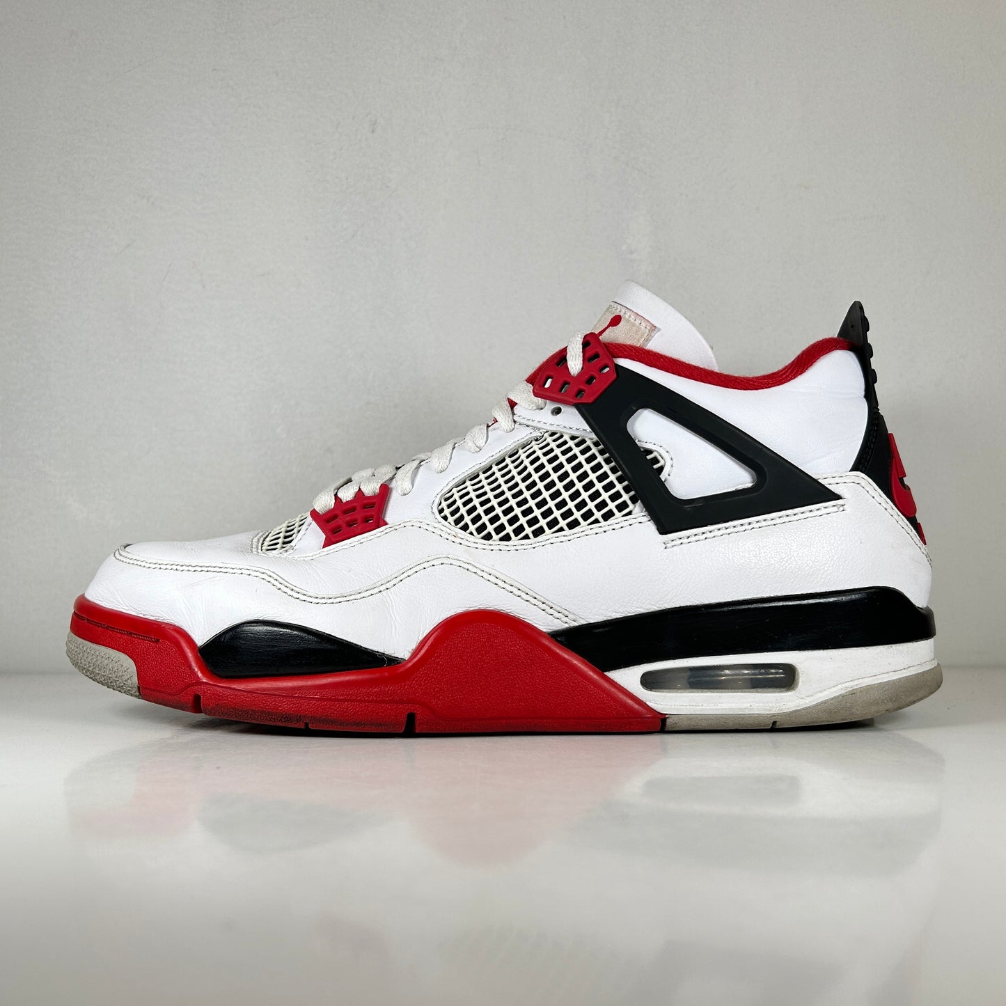 DC7770 160 Jordan 4 Retro Rojo Fuego (2020)