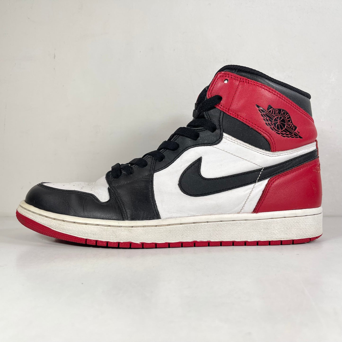 555088 184 Jordan 1 Retro Black Toe (2013) [USED] - 12 M (Used) (Replace Box)