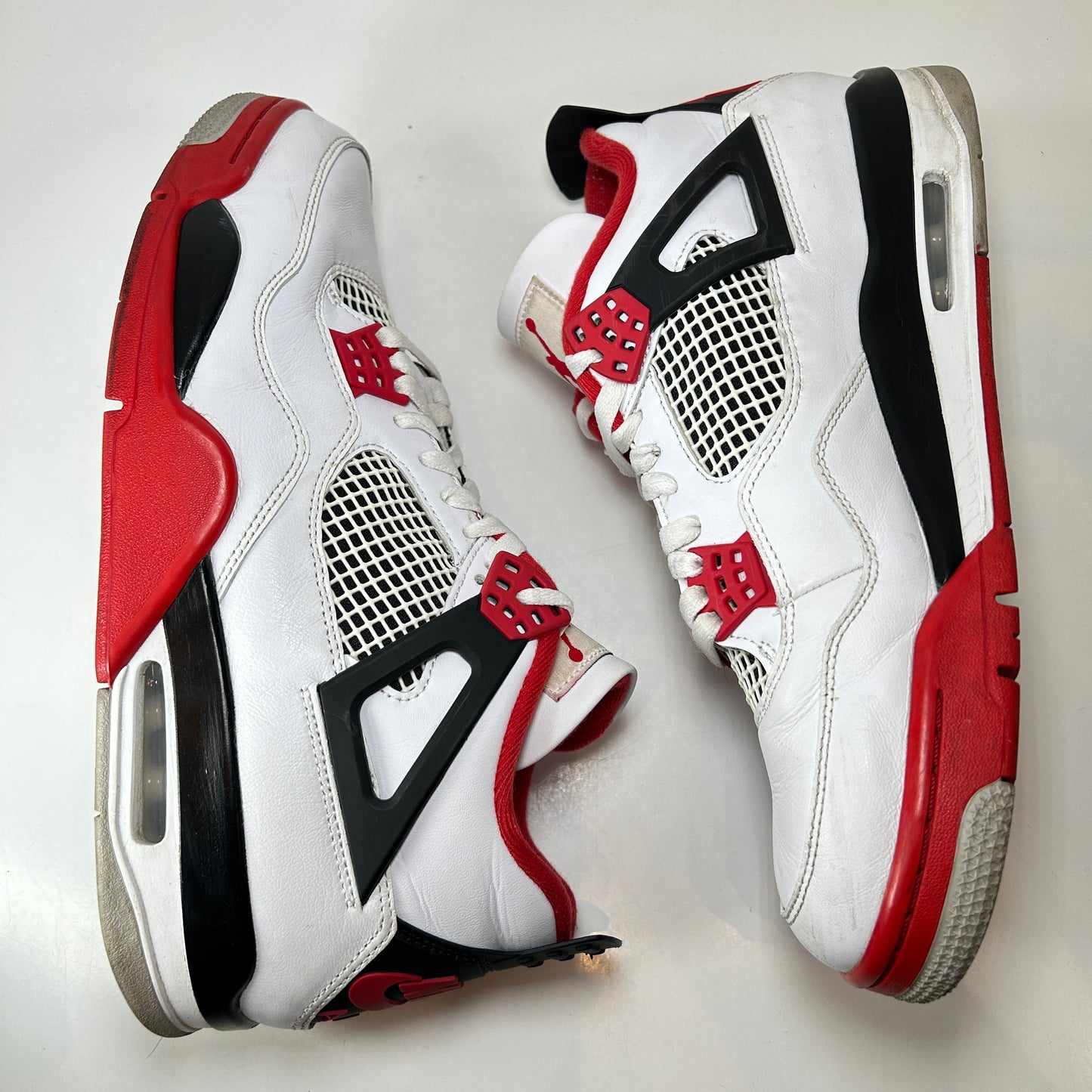 DC7770 160 Jordan 4 Retro Rojo Fuego (2020)