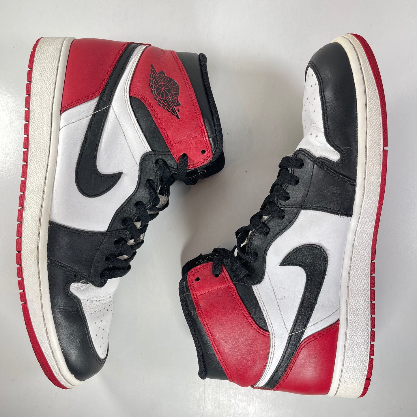 555088 184 Jordan 1 Retro Black Toe (2013) [USED] - 12 M (Used) (Replace Box)