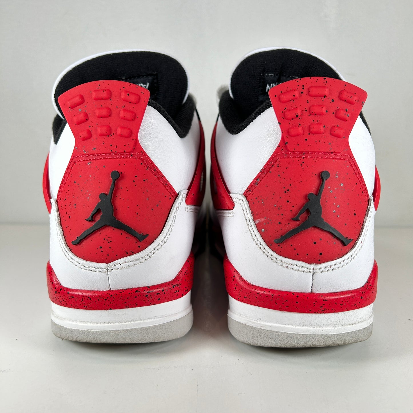 DH6927 161 Jordan 4 Retro Red Cement [USED] - 8 M (Used)