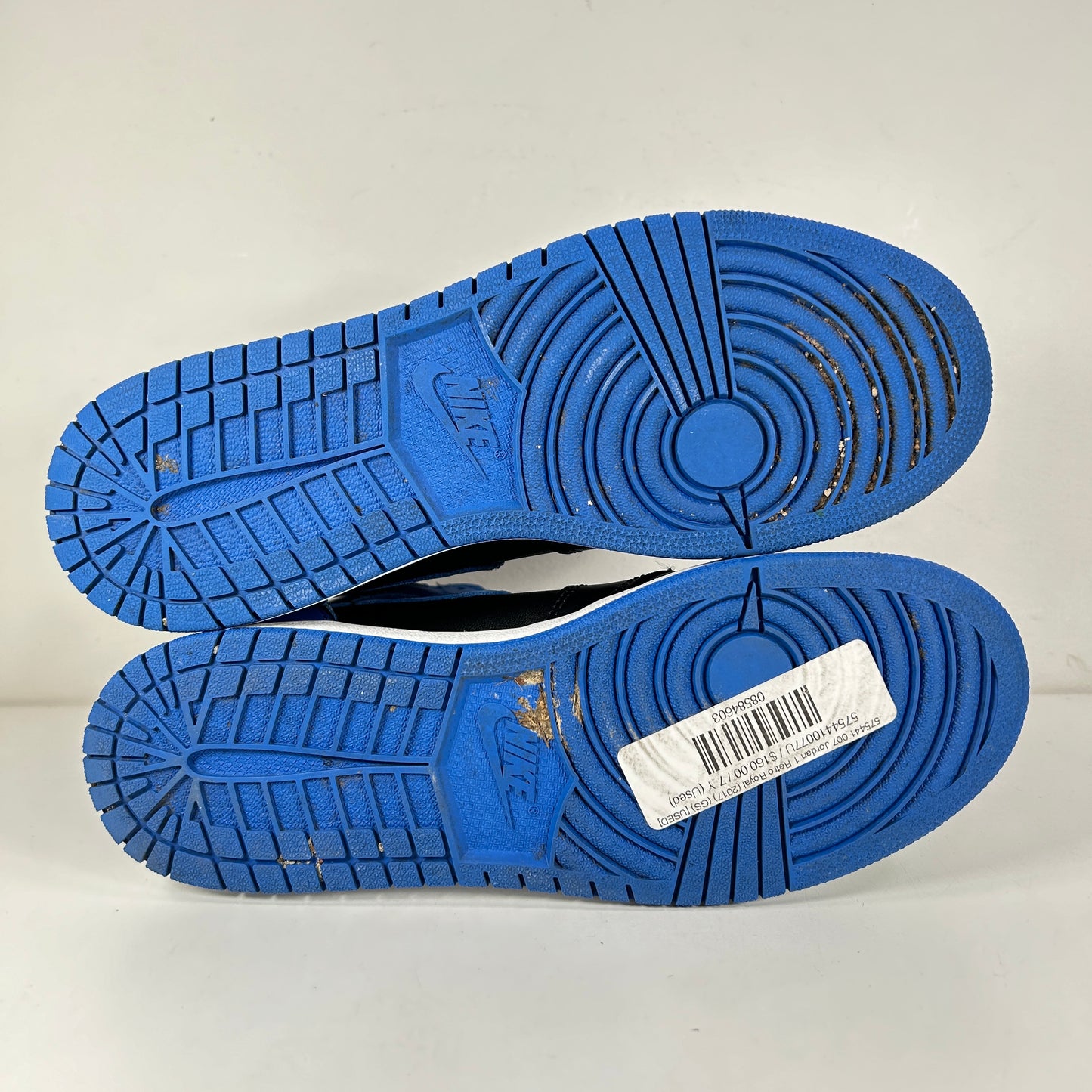 575441 007 Jordan 1 Retro Royal (2017) (GS) [USED] - 7 Y (Used)