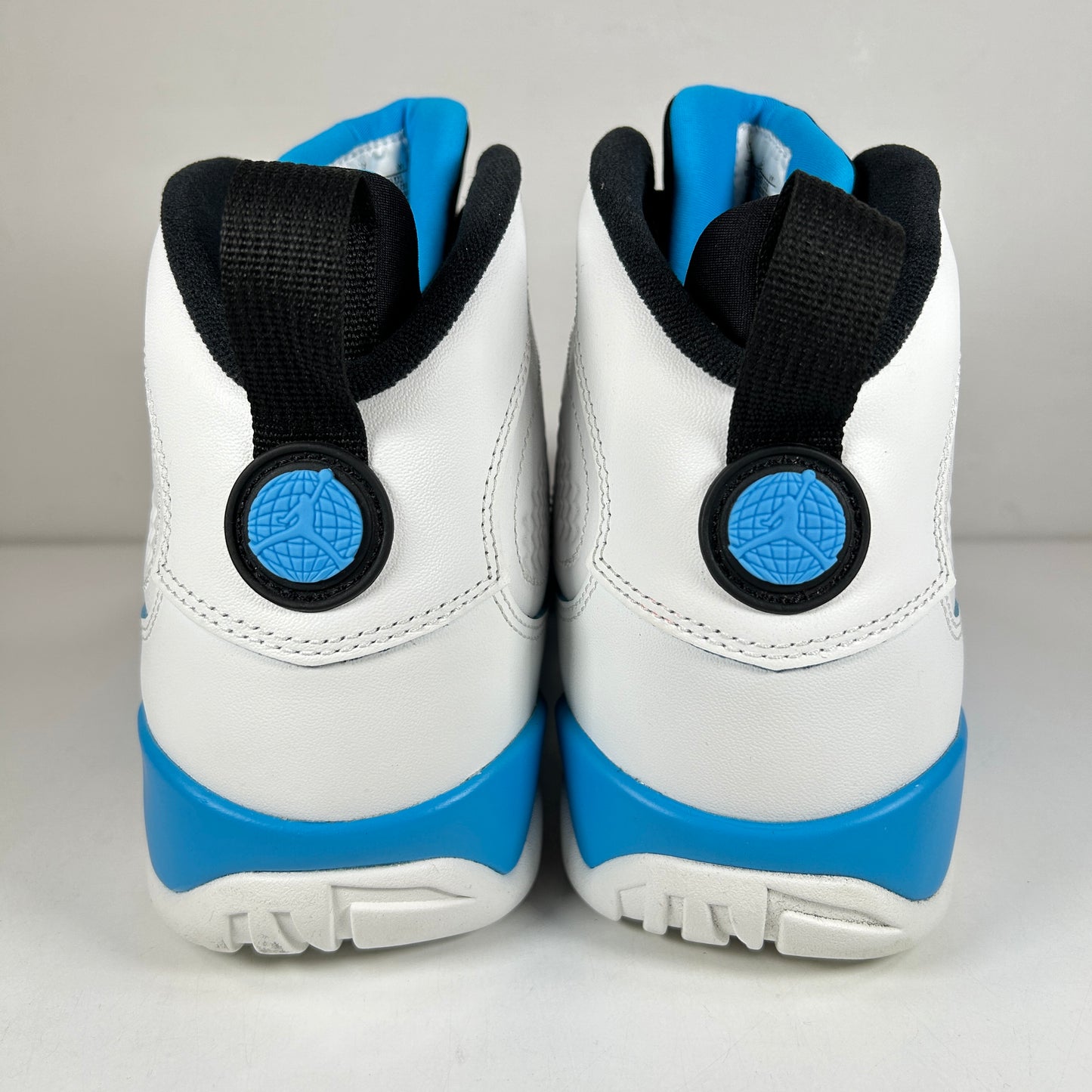 FQ8992 101 Jordan 9 Retro Powder Blue (2024) [USED] - 11 M (Used)