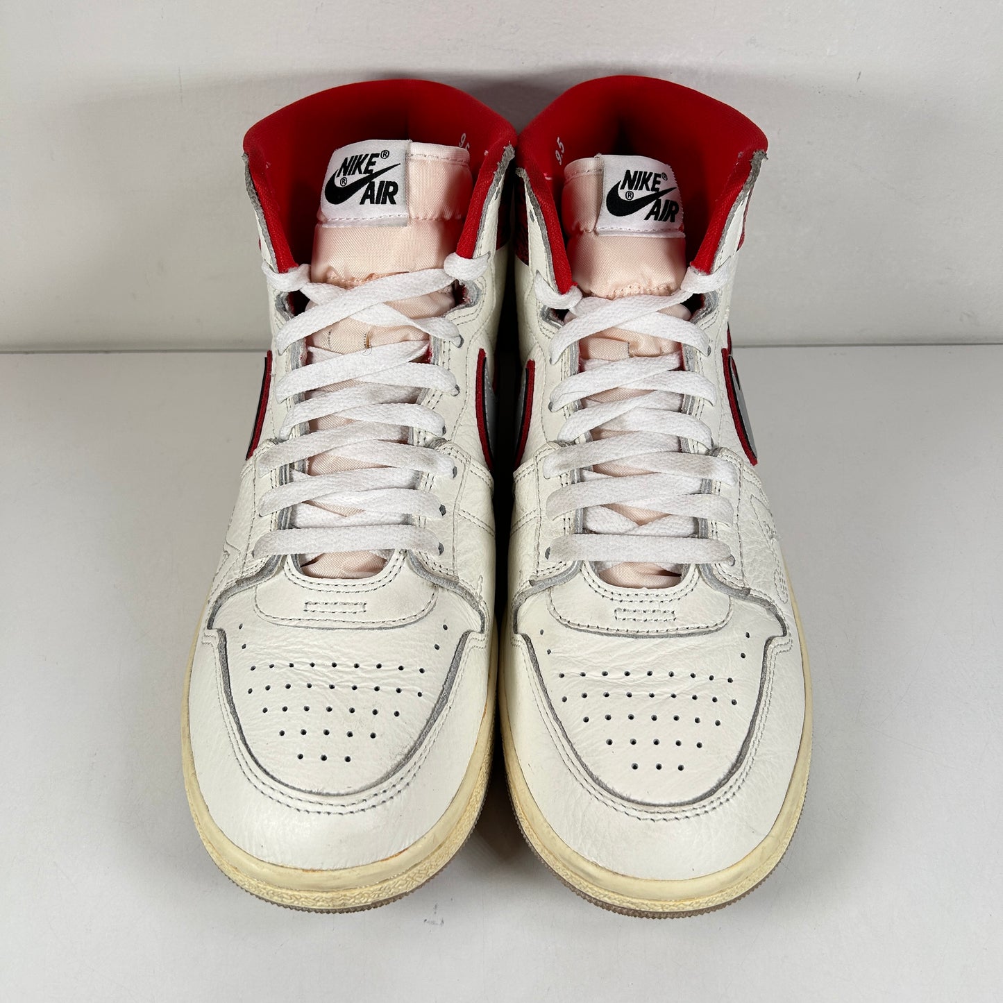 FN8675 100 Nike Jordan Air Ship PE SP Awake NY [USED] - 9.5 M (Used)