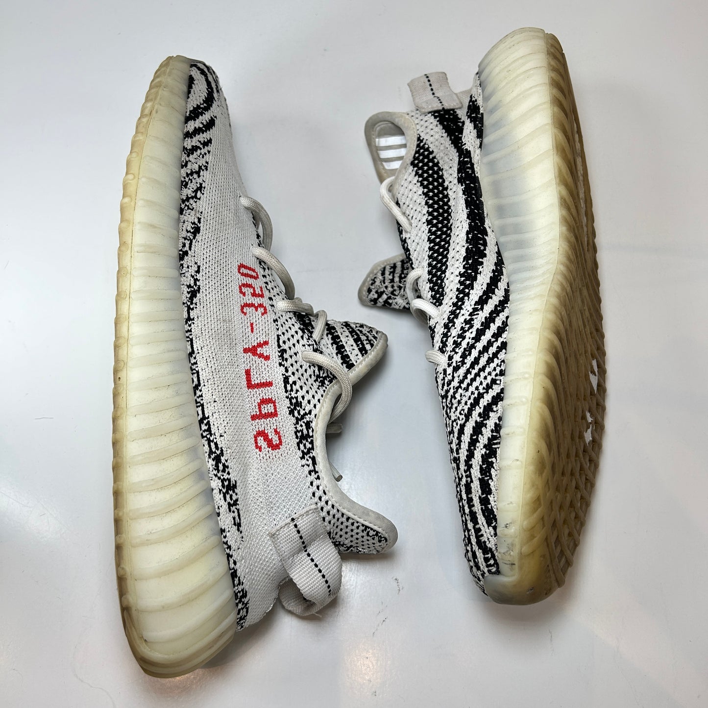 CP9654 Yeezy 350 V2 Zebra [USED] - 12 M (Used)