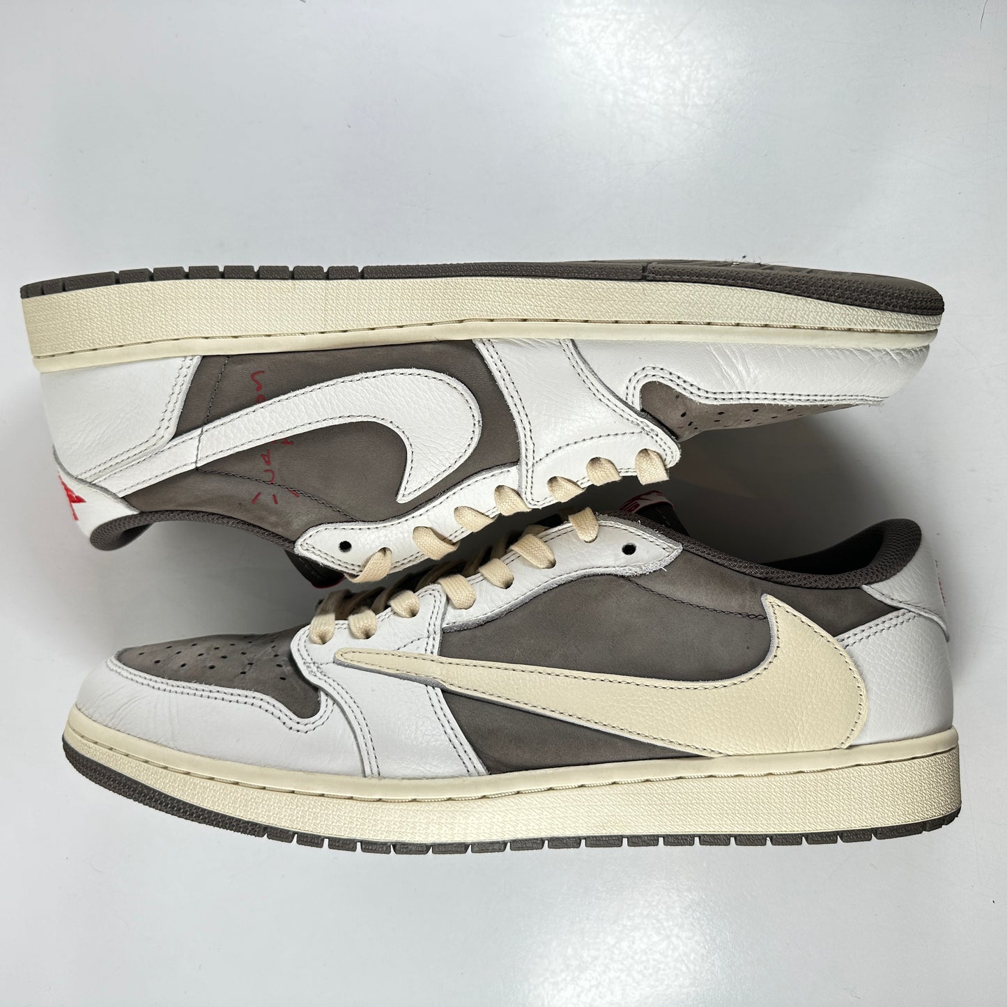 DM7866 162 Jordan 1 Retro Low OG SP Travis Scott Reverse Mocha [USED] - 13 M (Used)
