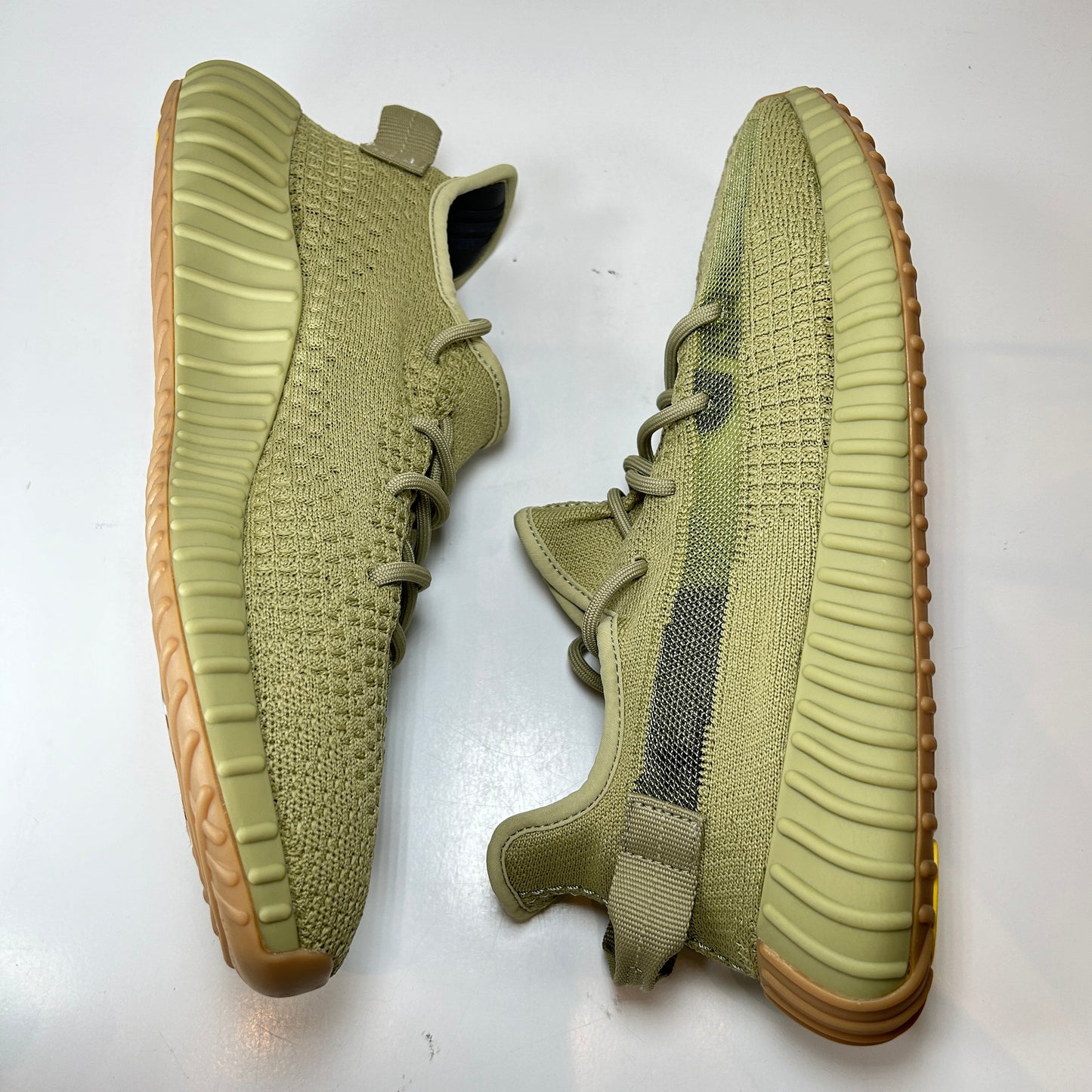 FY5346 adidas Yeezy Boost 350 V2 Sulfur [USED] - 11.5 M (VNDS)