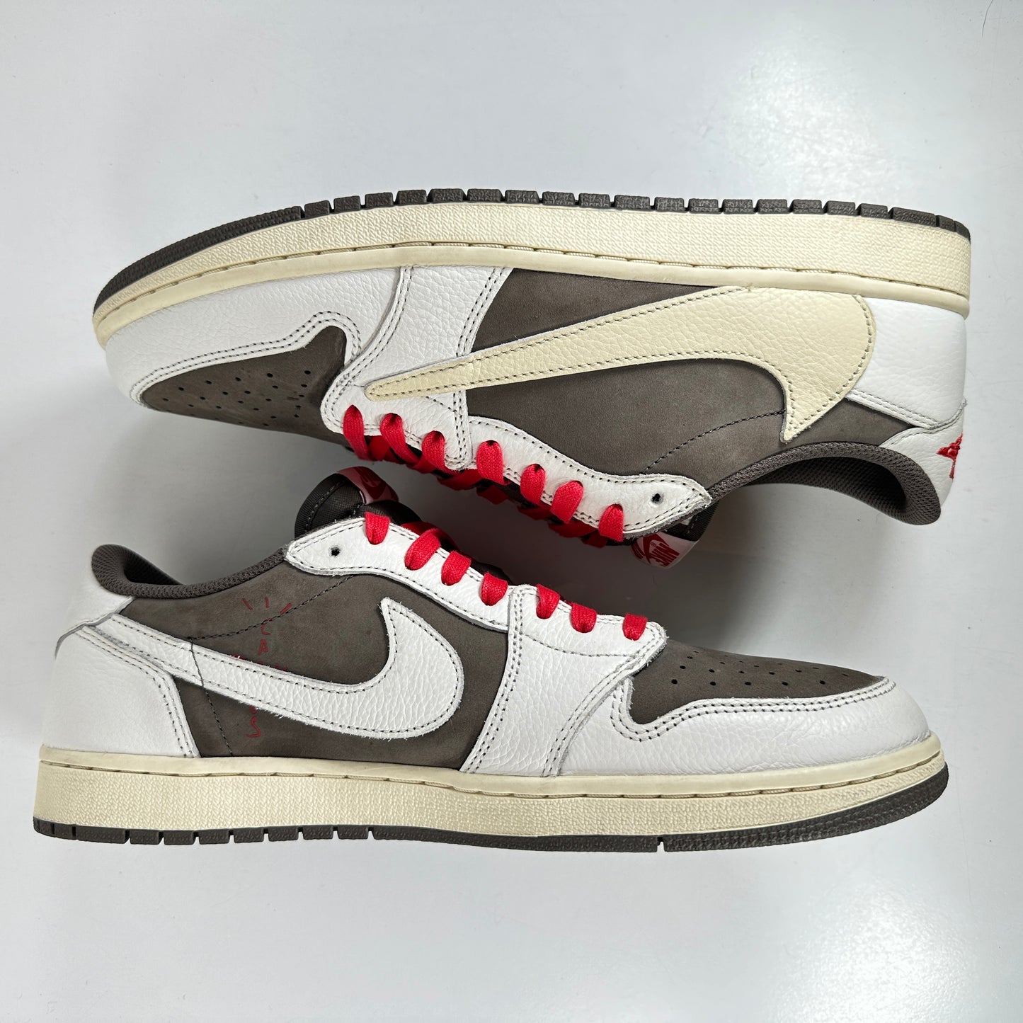 DM7866 162 Jordan 1 Retro Low OG SP Travis Scott Reverse Mocha [USED] - 11.5 M (Used) (No Box)