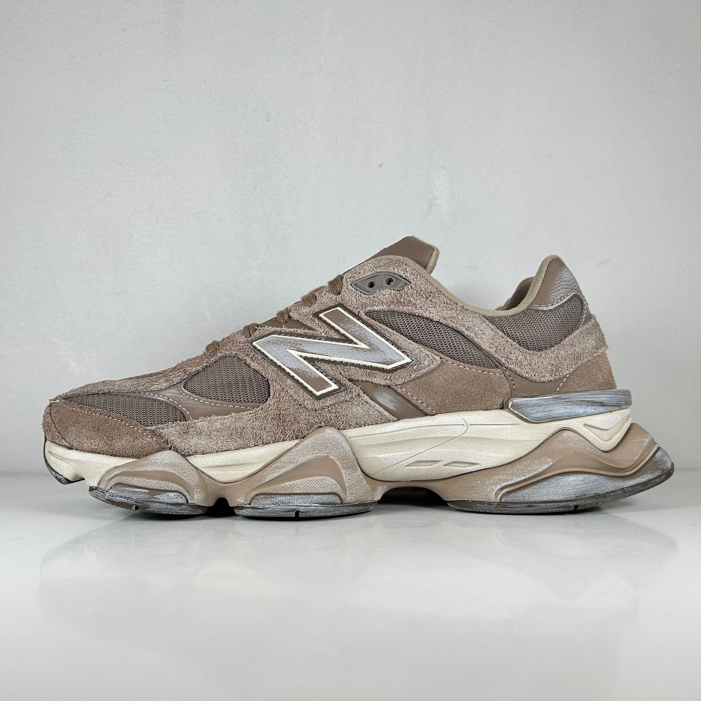 U9060PB New Balance 9060 Mushroom Timberwolf [USED] - 11 M (Used)