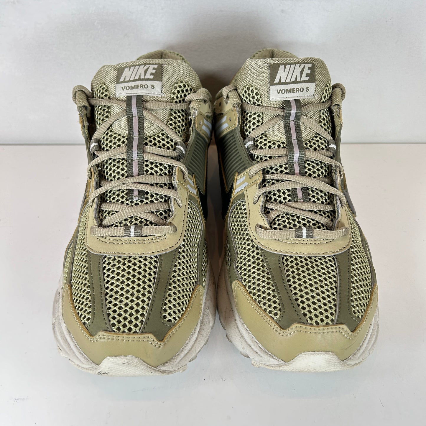 FJ1915 200 Nike Zoom Vomero 5 Neutral Olive [USED] - 9.5 M (Used)