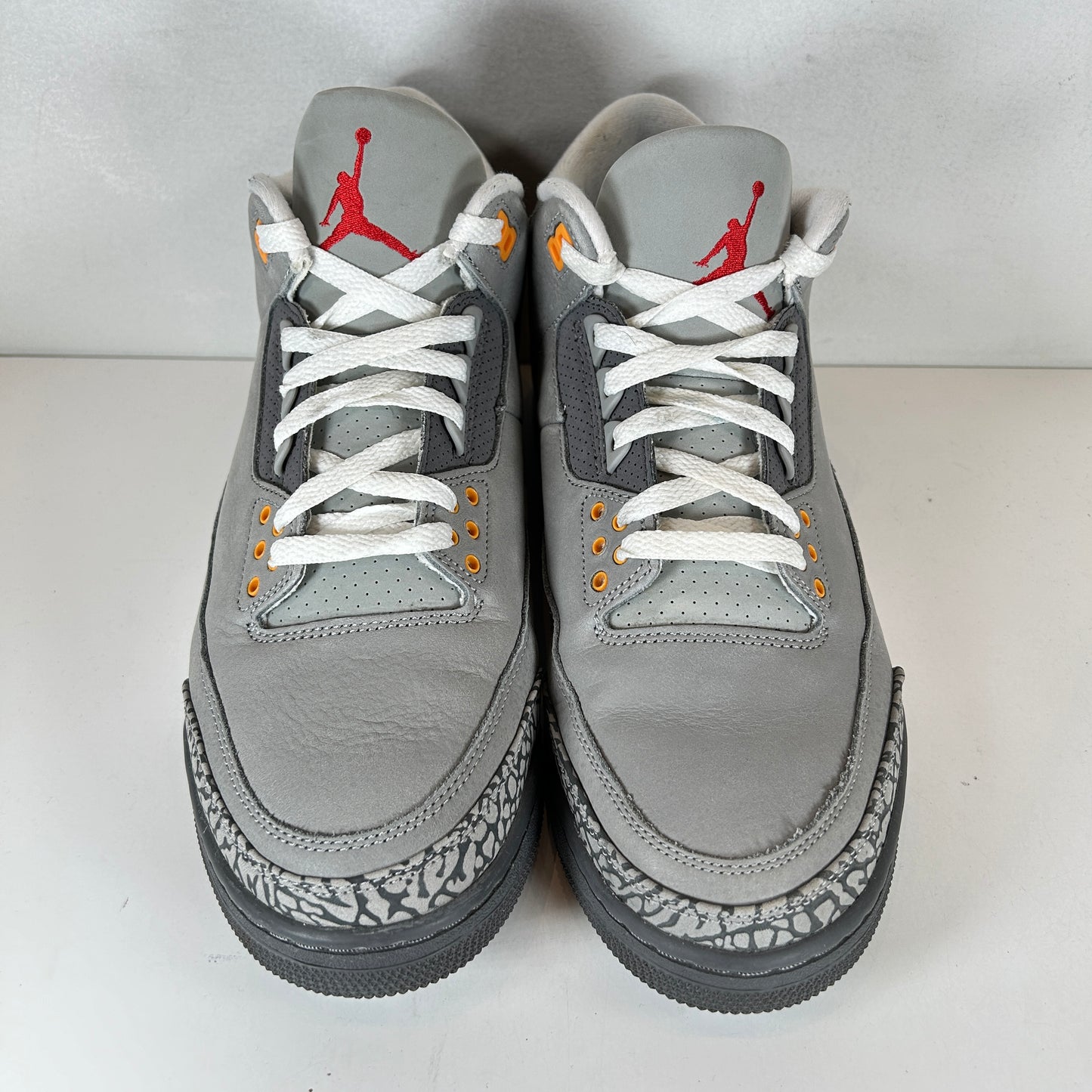 CT8532 012 Jordan 3 Gris frío