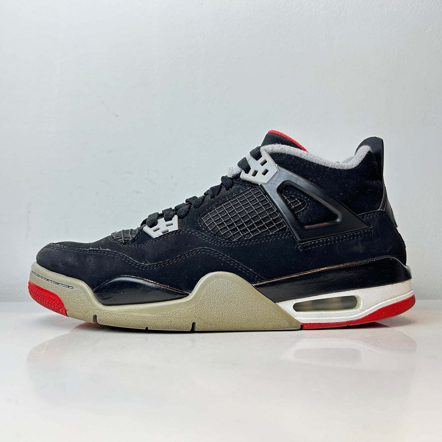 408452 060 Jordan 4 Retro Bred (2019) (GS) [USED] - 7 Y (Used) (No Box)