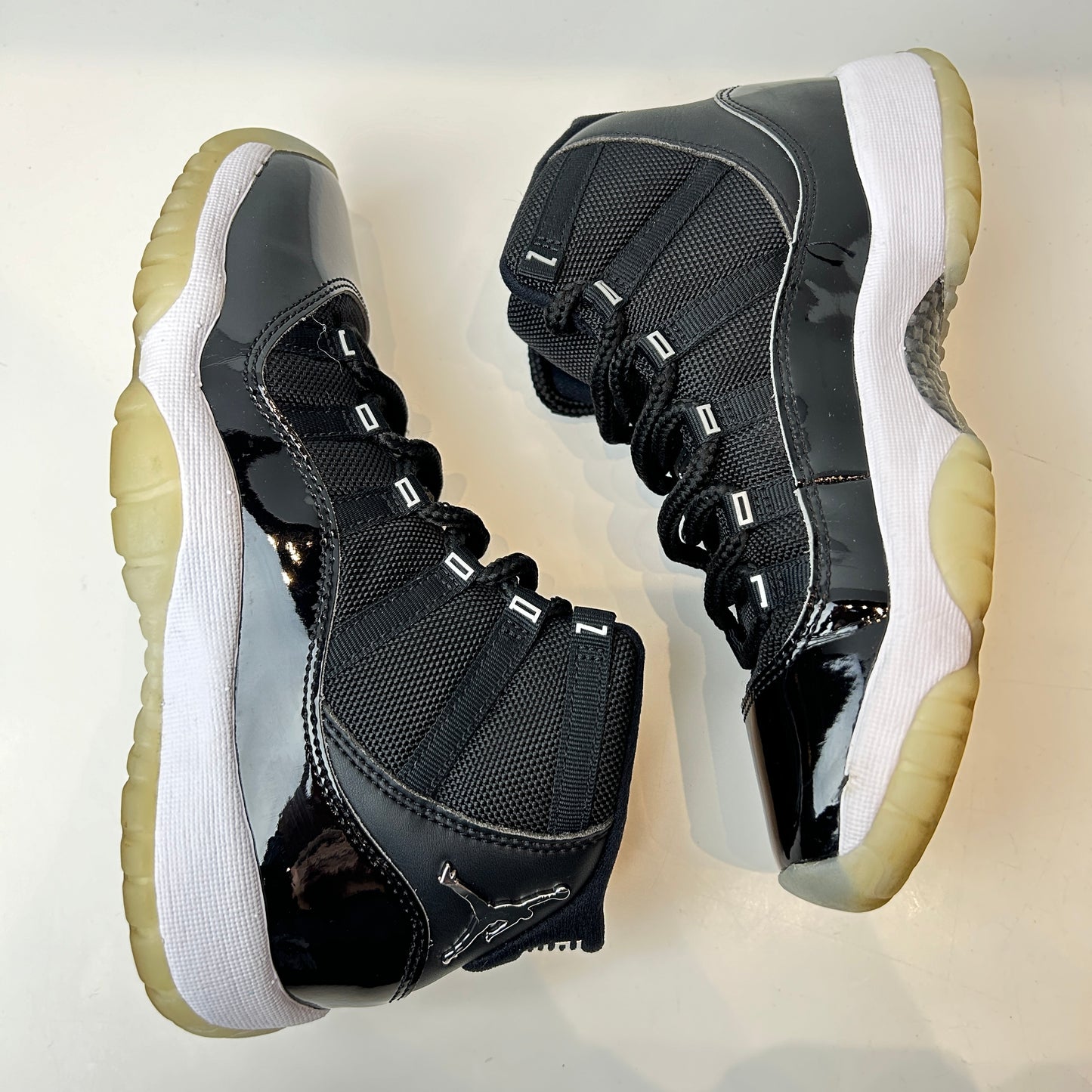 378038 011 Jordan 11 Retro Jubilee (GS) [USED] - 4.5 Y (Used) (No Box)