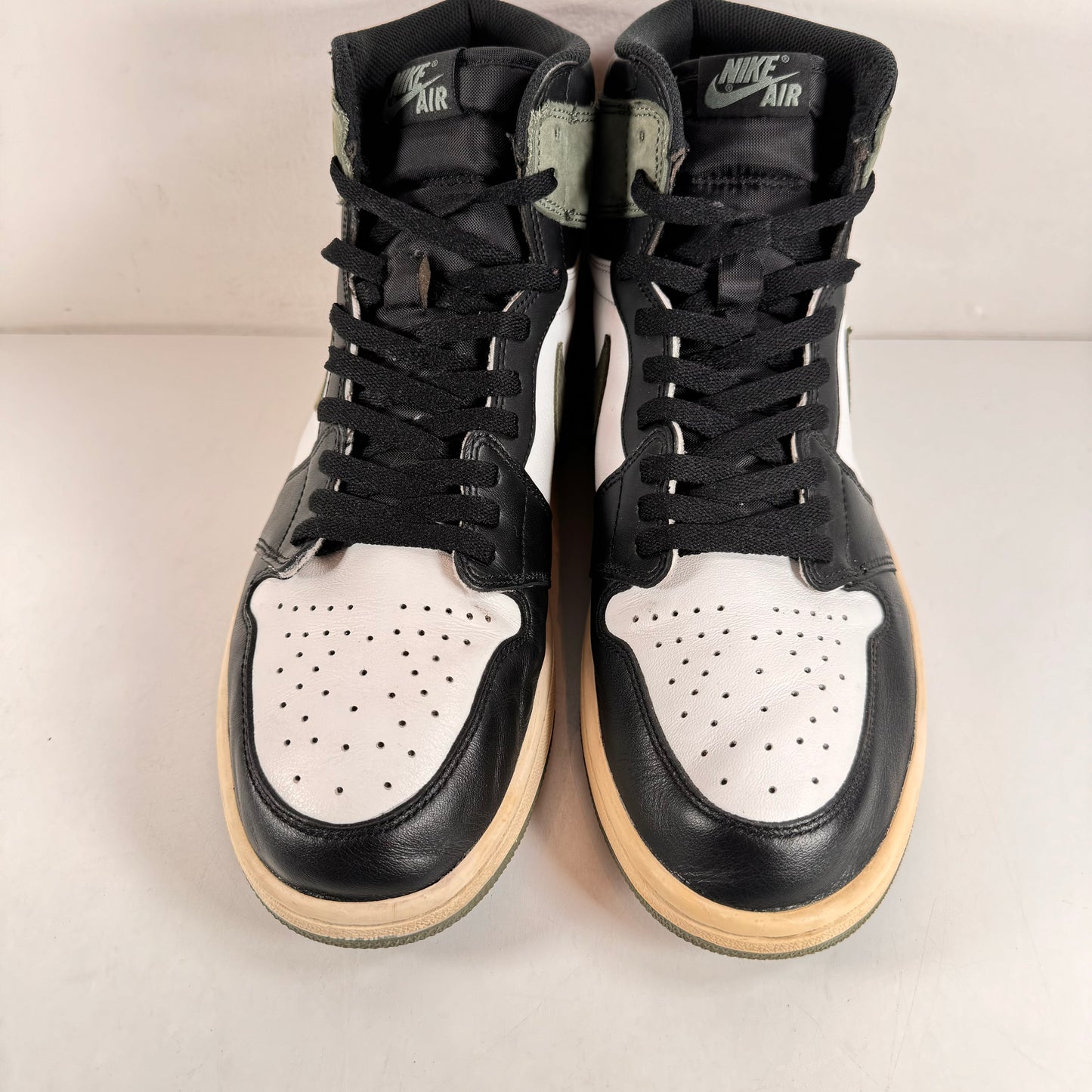 555088 135 Jordan 1 Clay Green [USED] - 12 M (Used) (Replace Box)