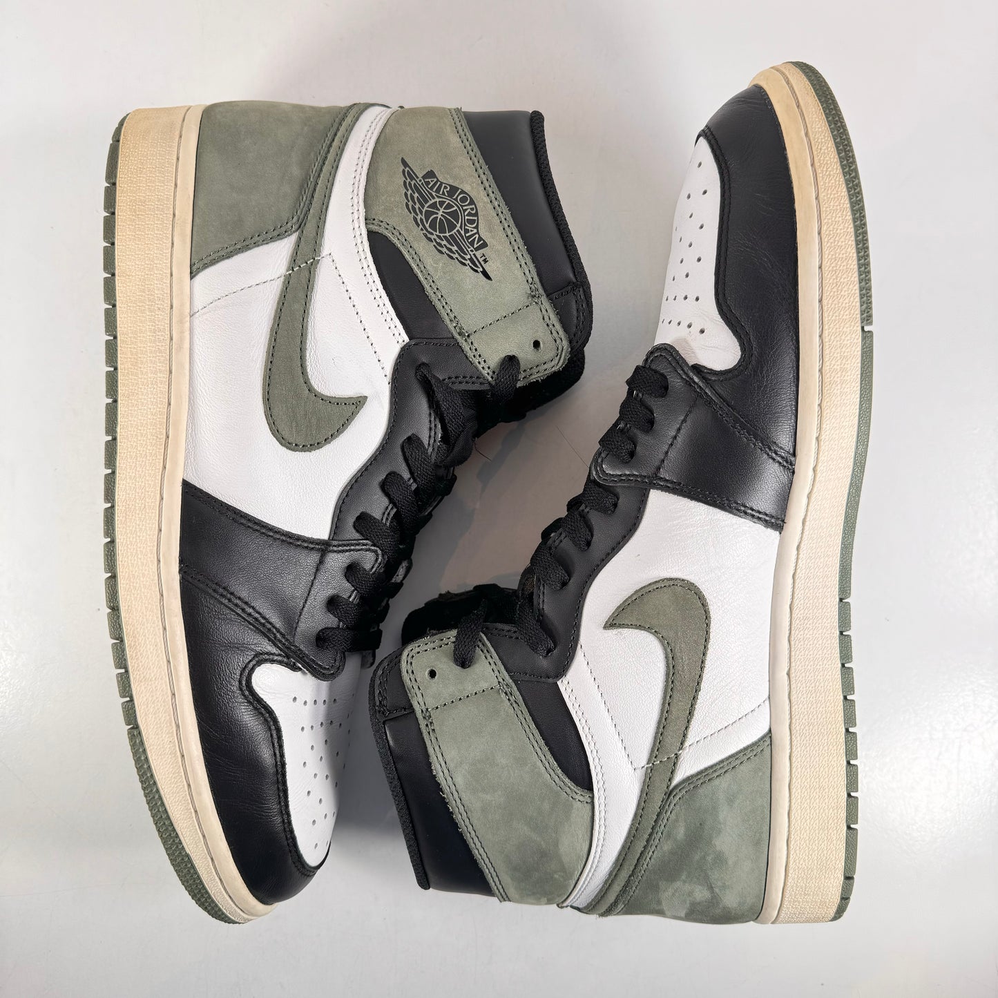 555088 135 Jordan 1 Clay Green [USED] - 12 M (Used) (Replace Box)