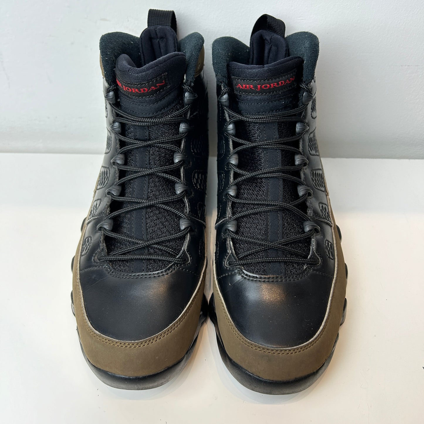 302370 020 Jordan 9 Retro Olive (2012) [USED] - 8.5 M (Used) (No Box)