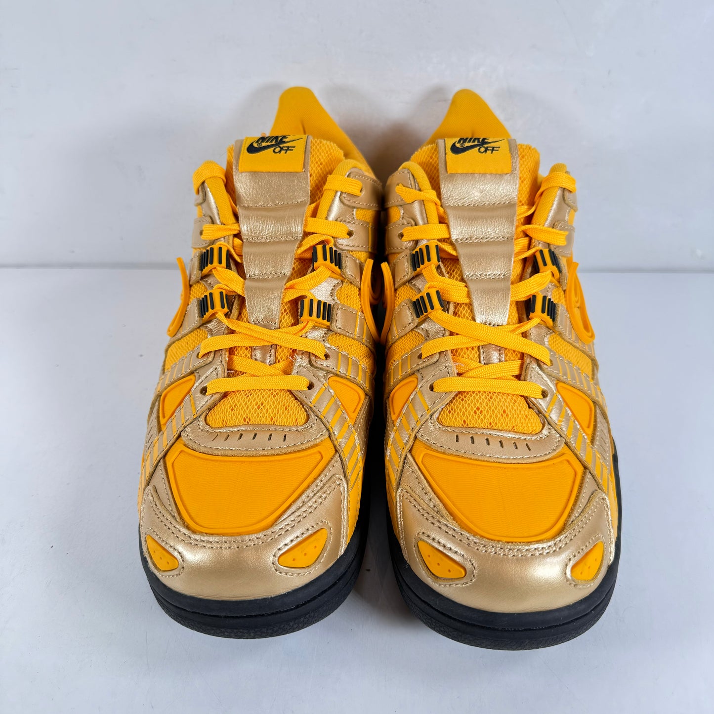 CU6015 700 Nike Air Rubber Dunk Off-Blanco Universidad Oro