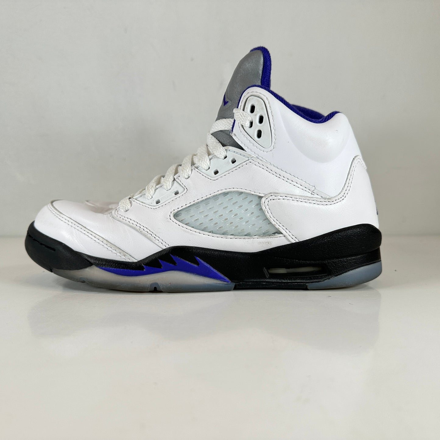 440888 141 Jordan 5 Retro Dark Concord (GS) [USED] - 6 Y (Used)