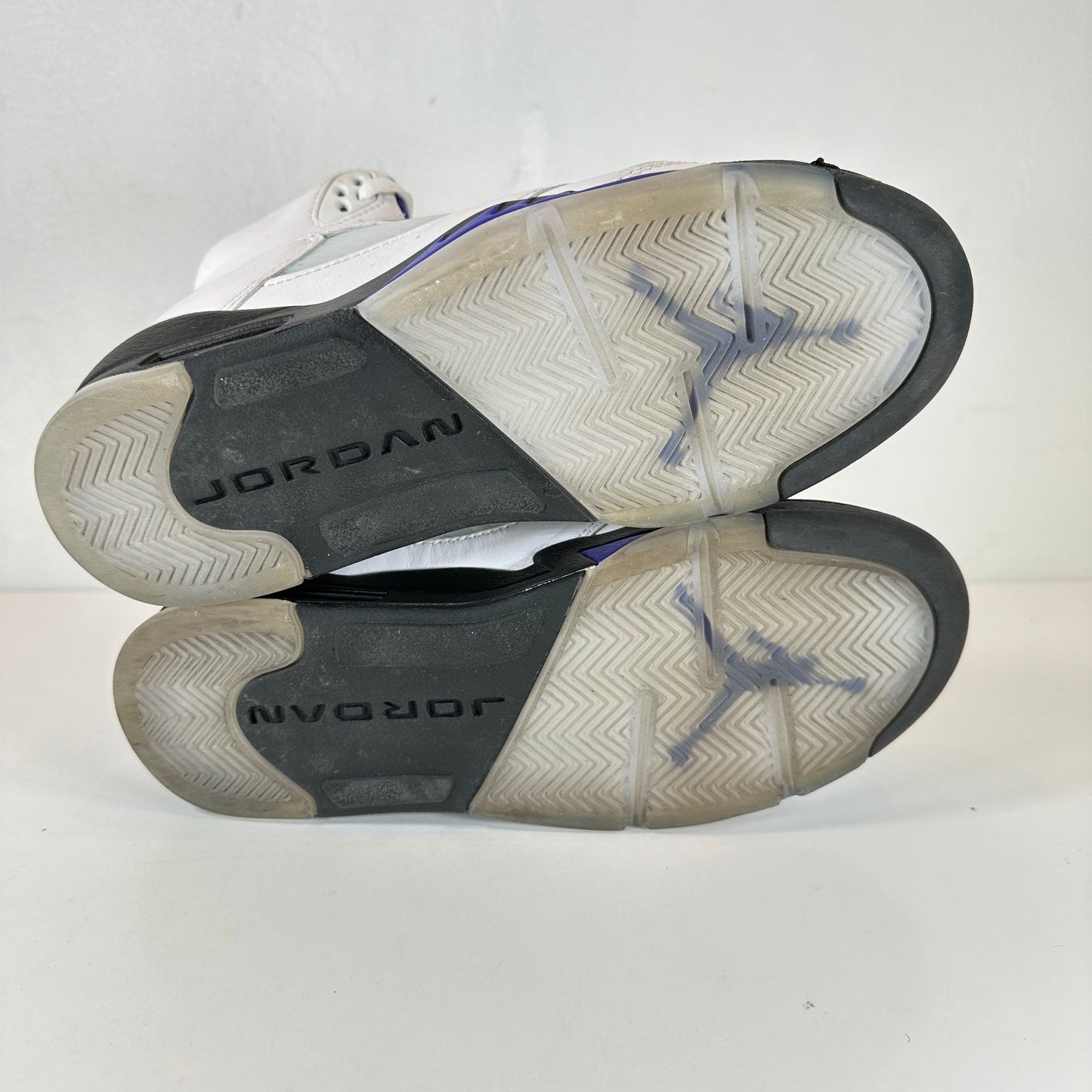 440888 141 Jordan 5 Retro Dark Concord (GS) [USED] - 6 Y (Used)