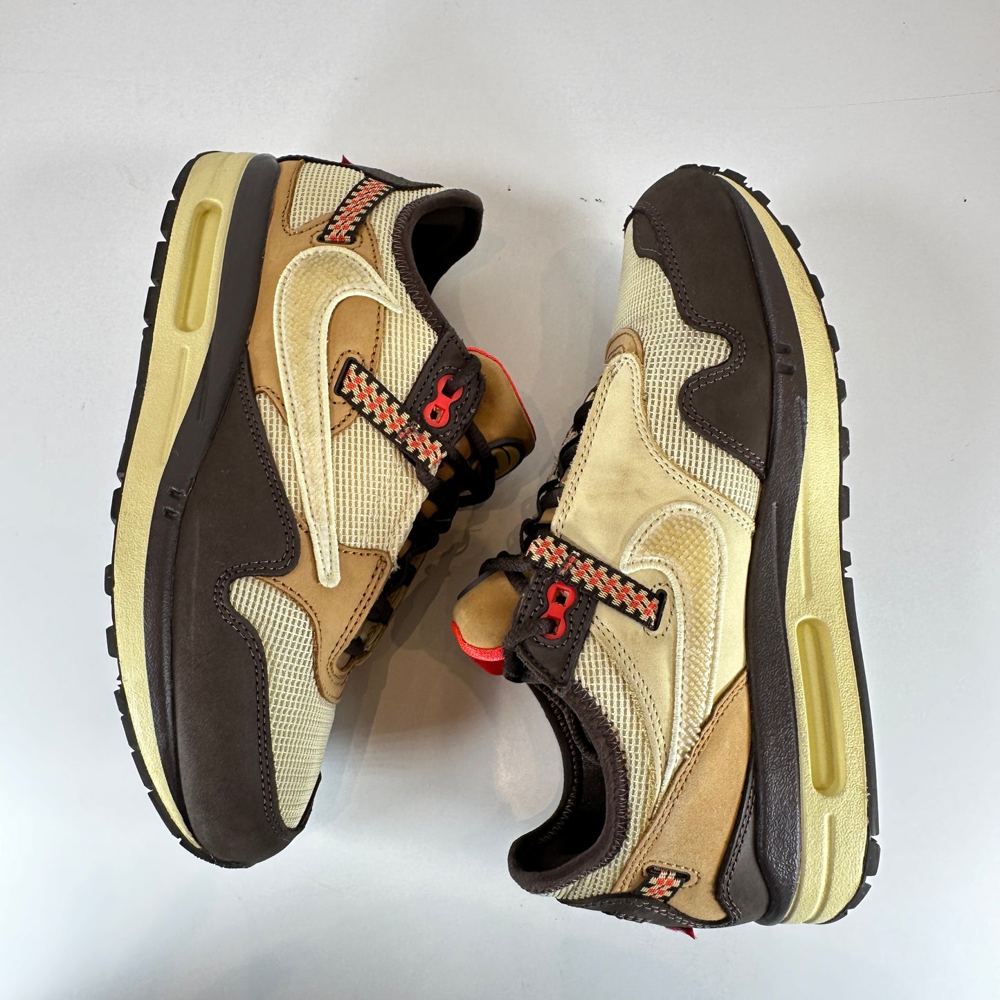 DO9392 200 Nike Air Max 1 Travis Scott Brown [USED] - 7 M (Used)