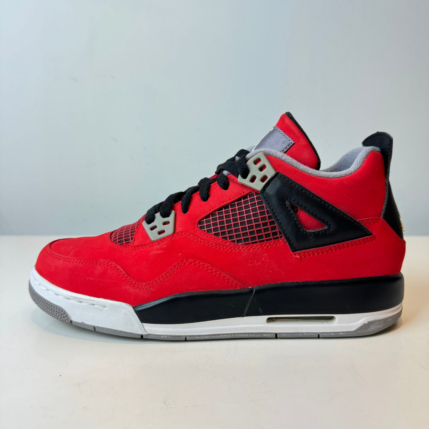 408452 603 Jordan 4 Retro Toro Bravo (GS) [USED] - 7 Y (Used) (No Box)