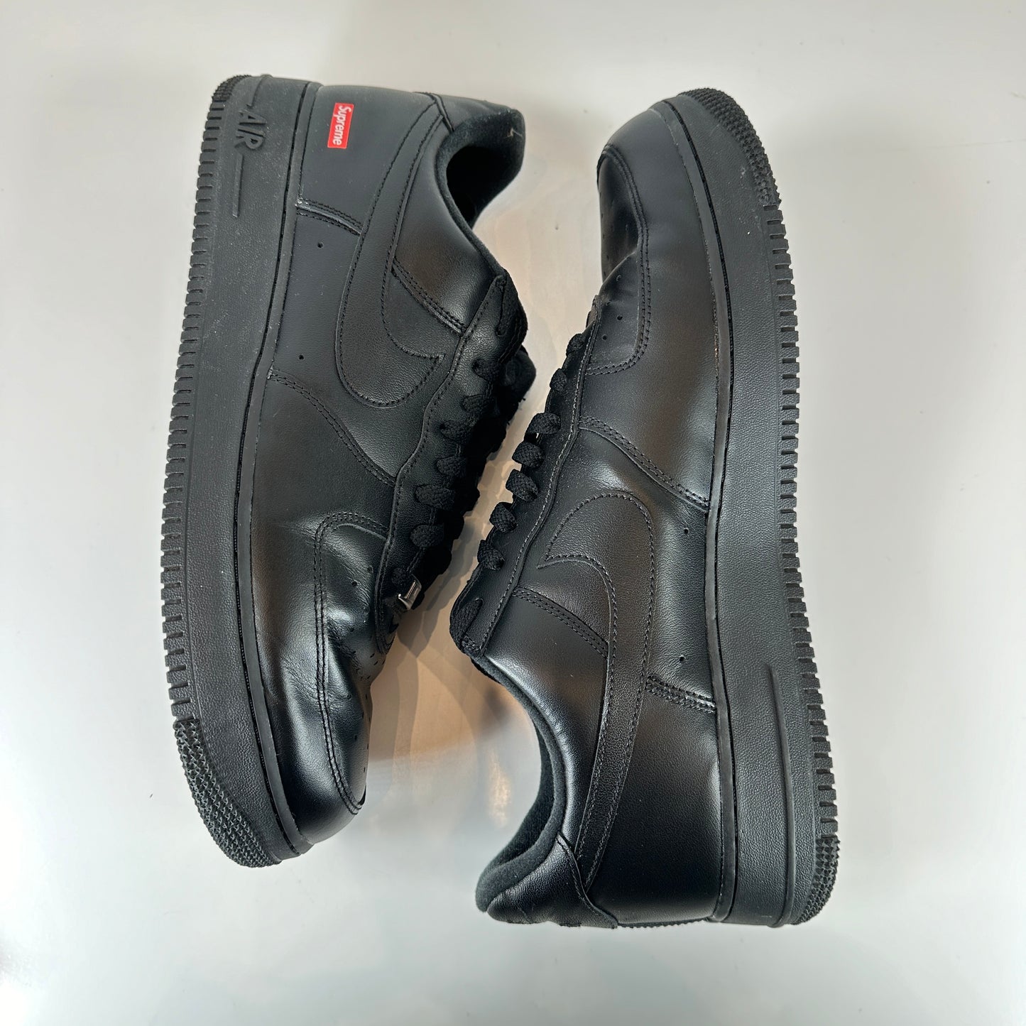 CU9225 001 Air Force 1 Low Supreme Black [USED] - 13 M (Used)